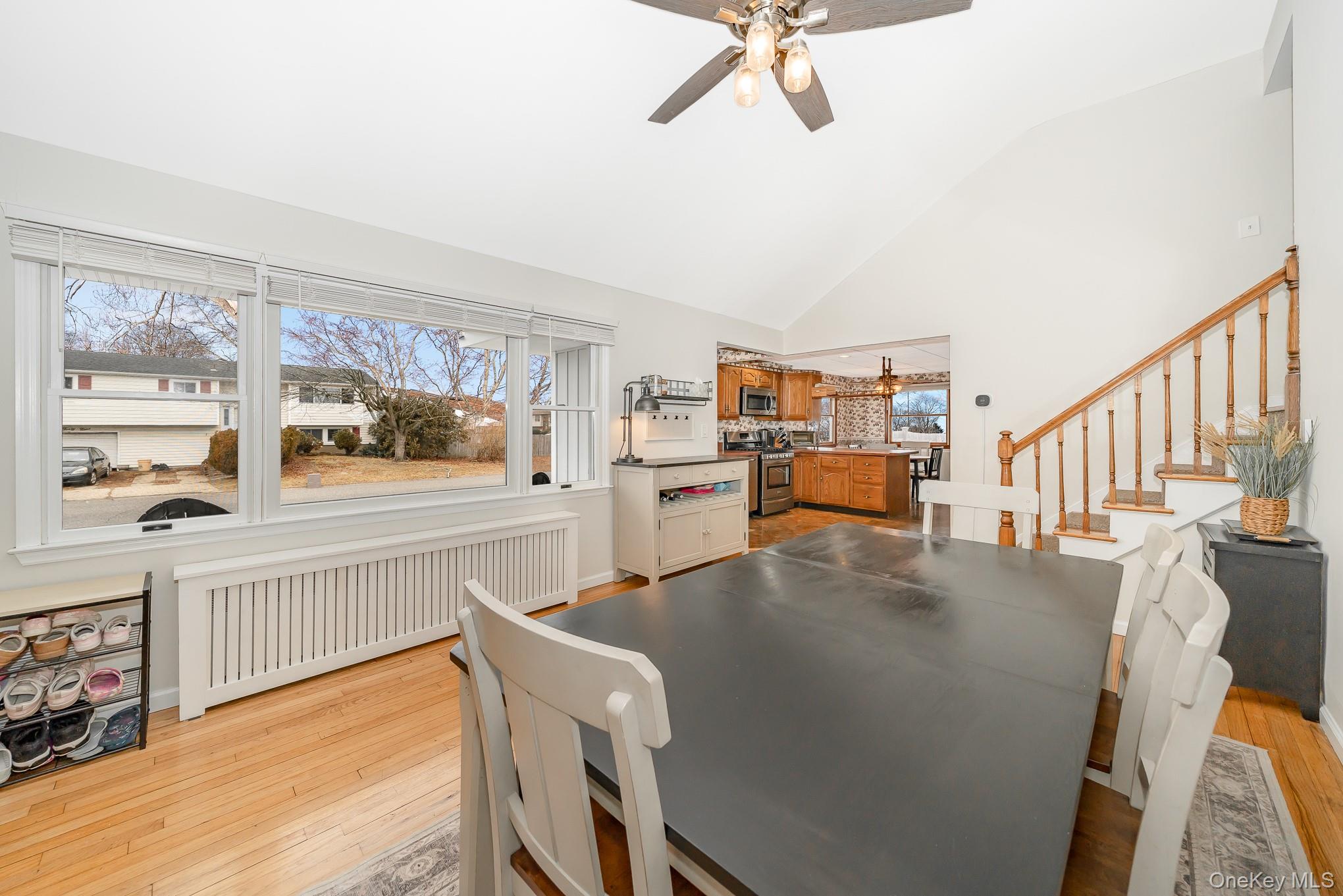 #11 photo, 48 Butler Street, 롱 아일랜드 West Islip , NY 11795