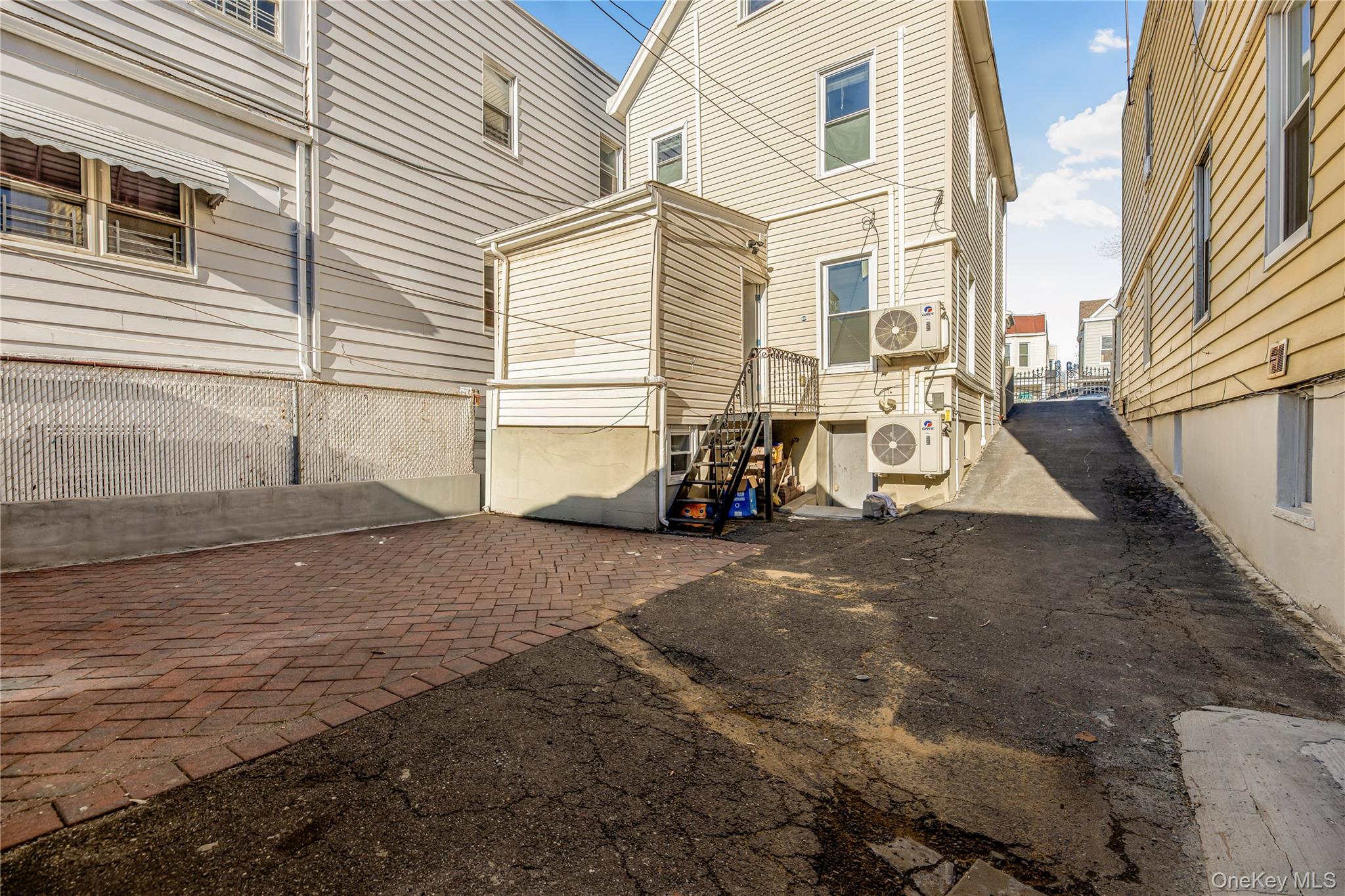 #17 photo, 1837 Wallace Avenue, 布朗士 Bronx , NY 10462