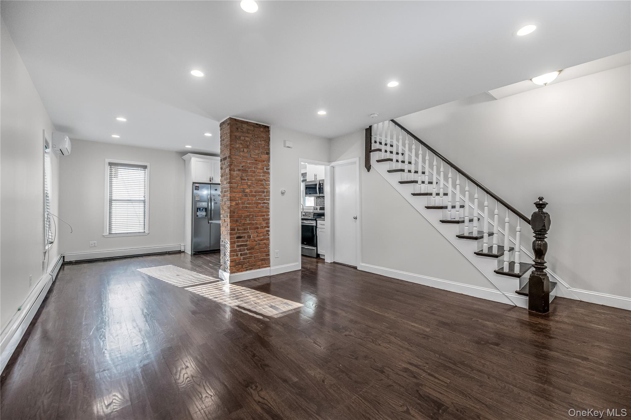 #2 photo, 1837 Wallace Avenue, 布朗士 Bronx , NY 10462