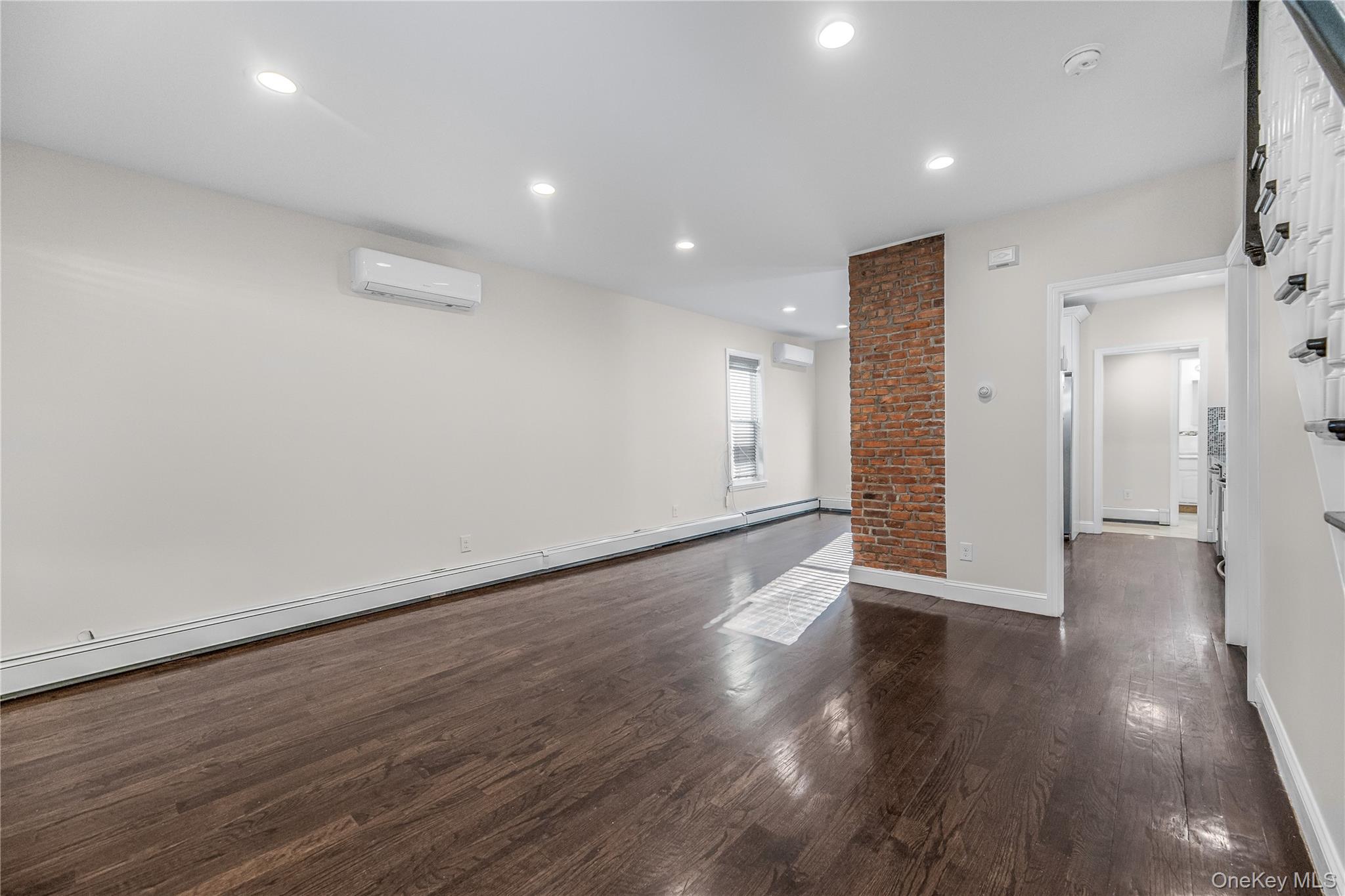 #3 photo, 1837 Wallace Avenue, 布朗士 Bronx , NY 10462