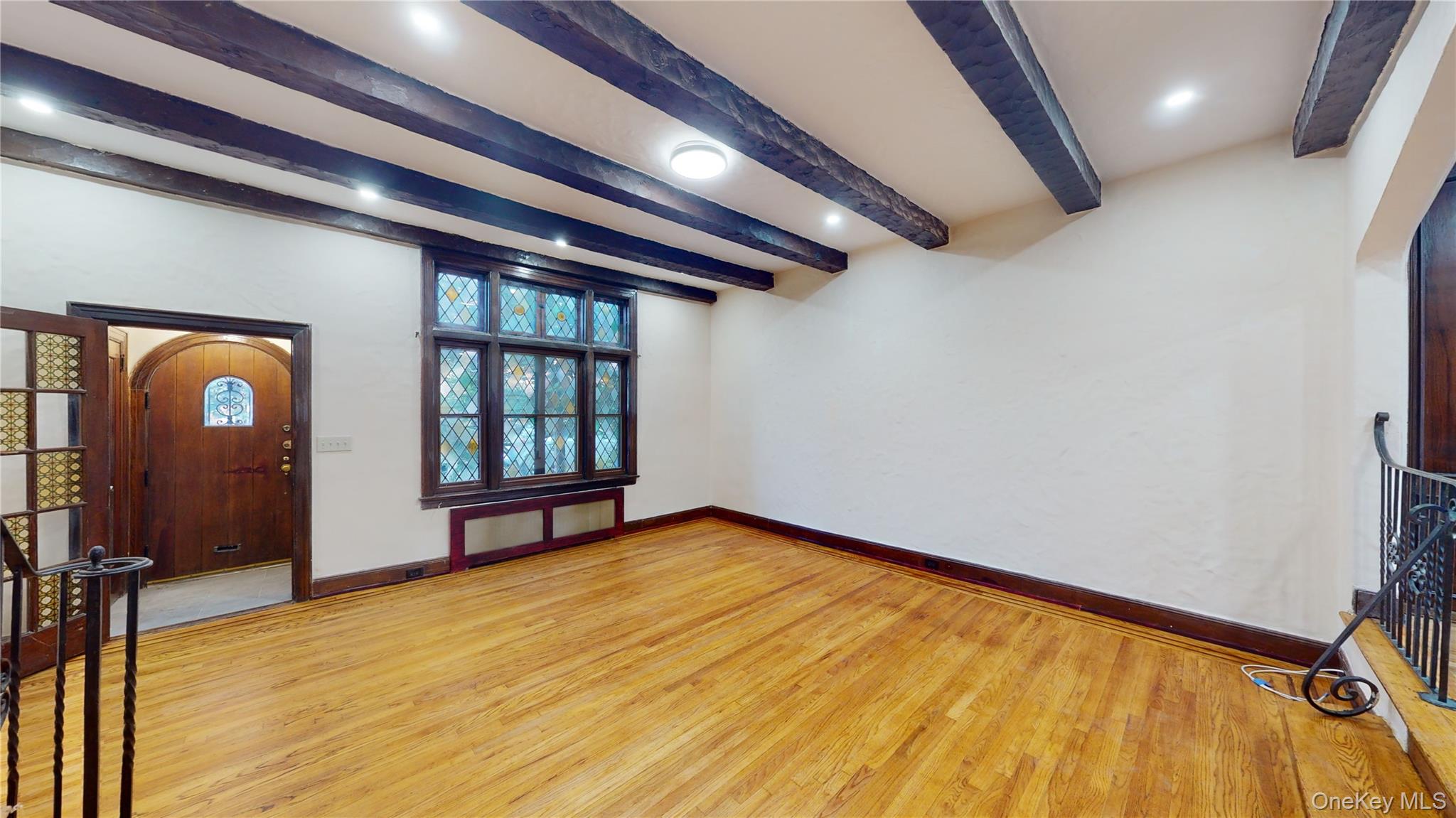 #3 photo, 90-09 68th Avenue, कुईंस Forest Hills , NY 11375