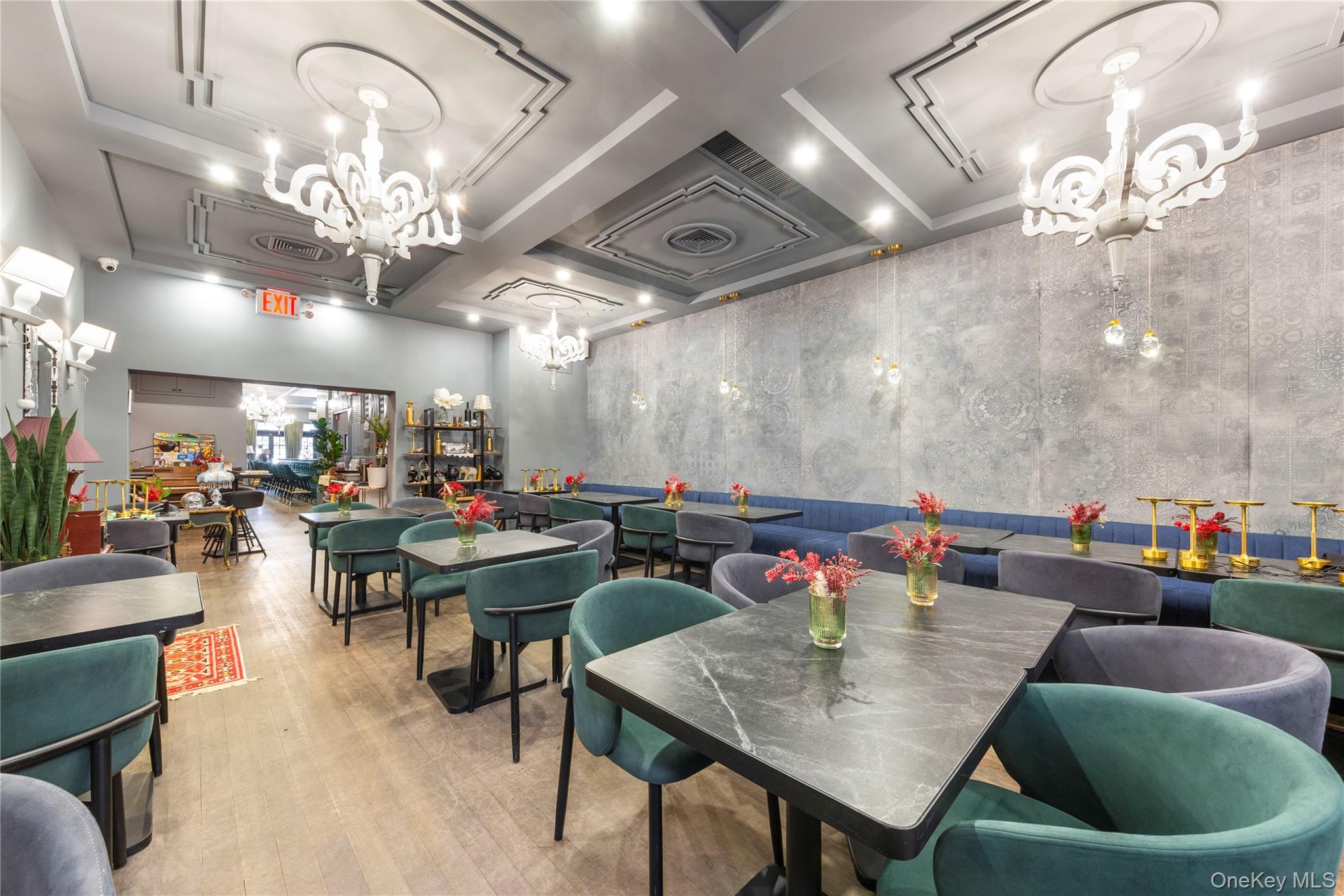 #13 photo, 4304 34th Avenue, كوينز Astoria , NY 11101