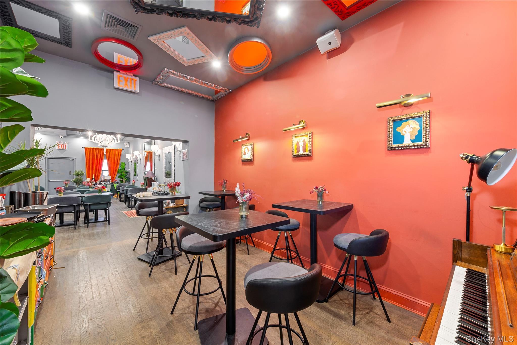 #16 photo, 4304 34th Avenue, كوينز Astoria , NY 11101