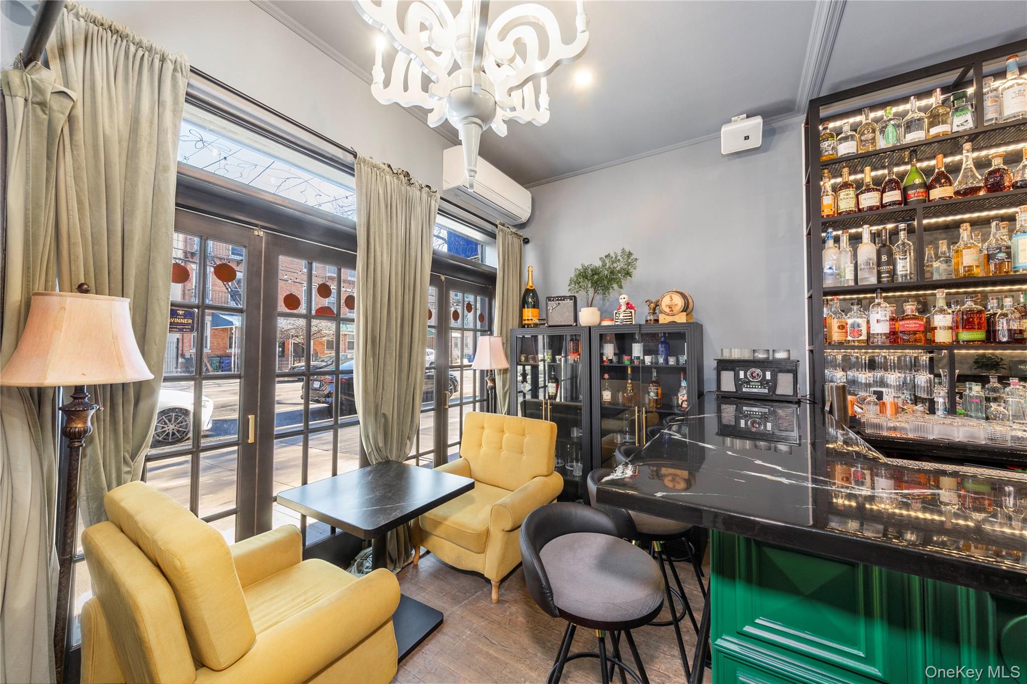 #6 photo, 4304 34th Avenue, كوينز Astoria , NY 11101