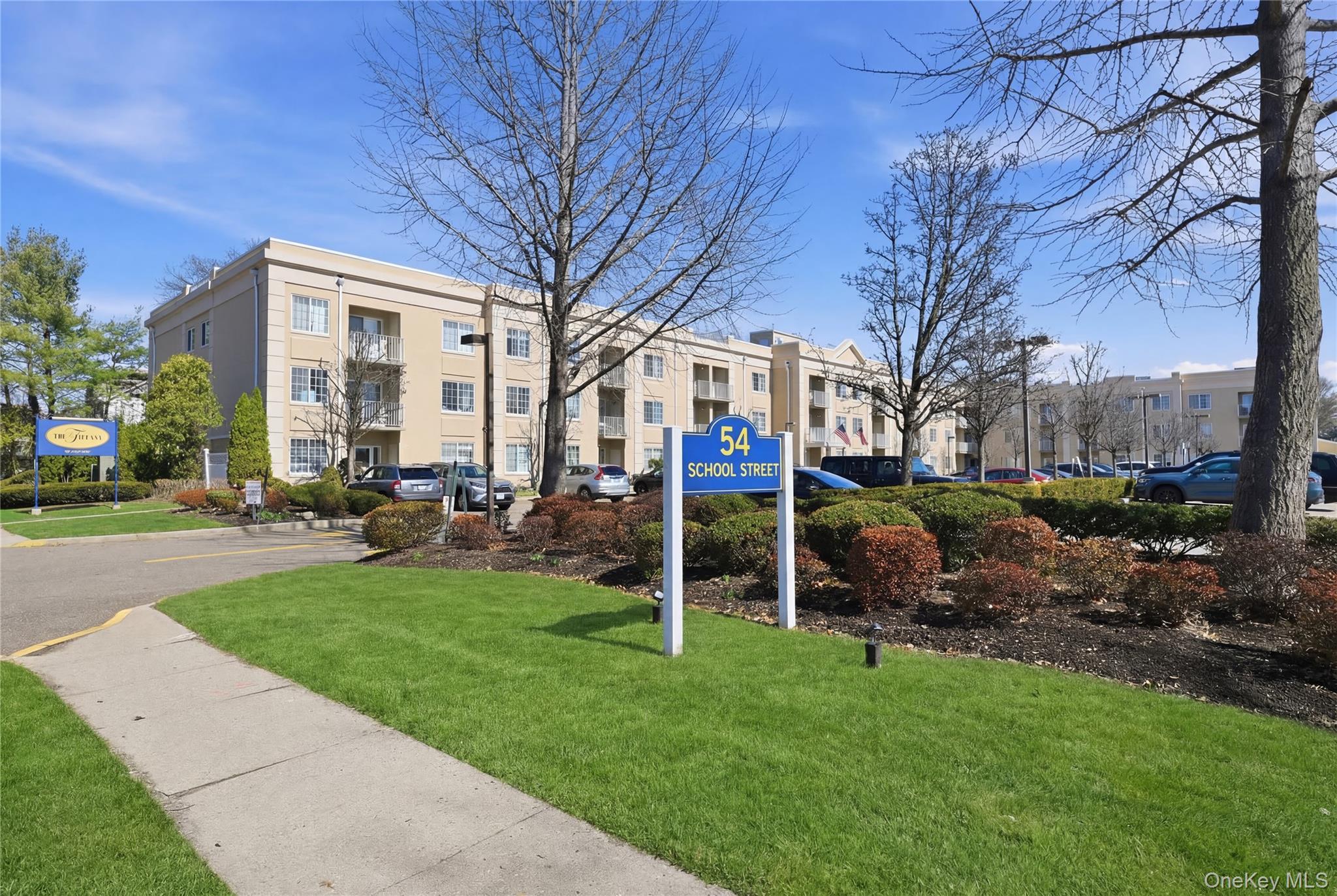 #2 photo, 54 School Street, ناسو Westbury , NY 11590