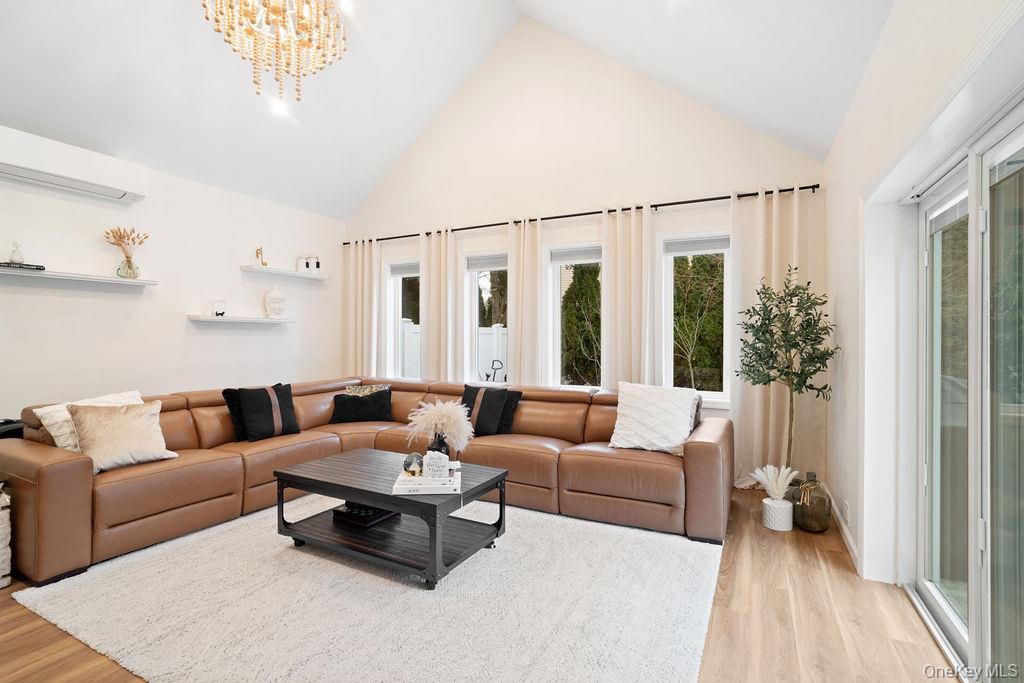 #4 photo, 186 Lake Avenue, Saint James , NY 11780