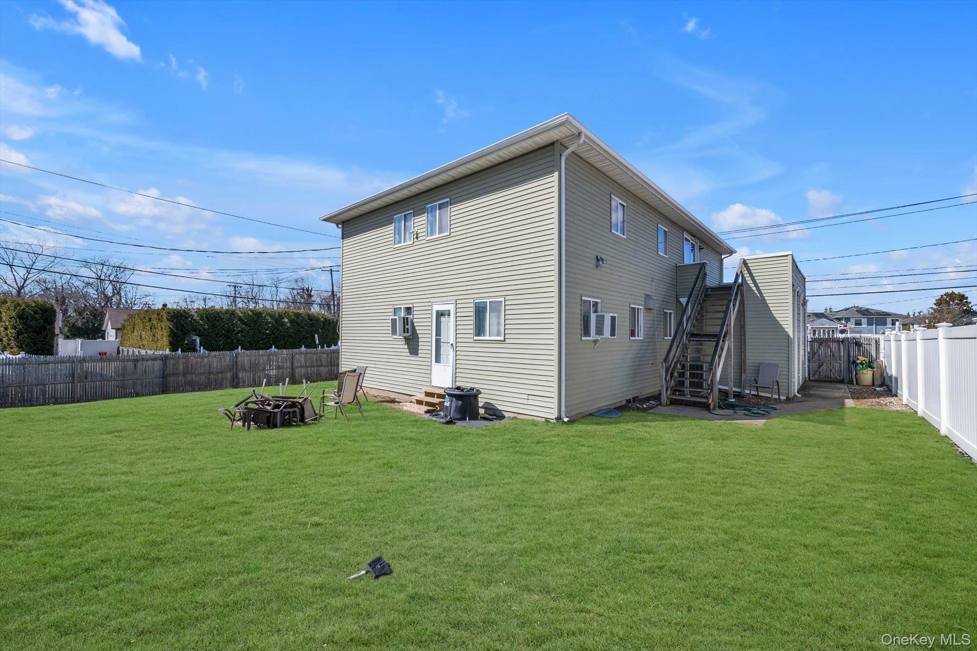 #11 photo, 4792 Hempstead Turnpike, Farmingdale , NY 11735