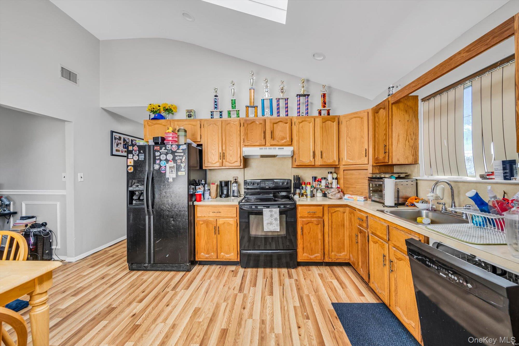 #5 photo, 4792 Hempstead Turnpike, Farmingdale , NY 11735