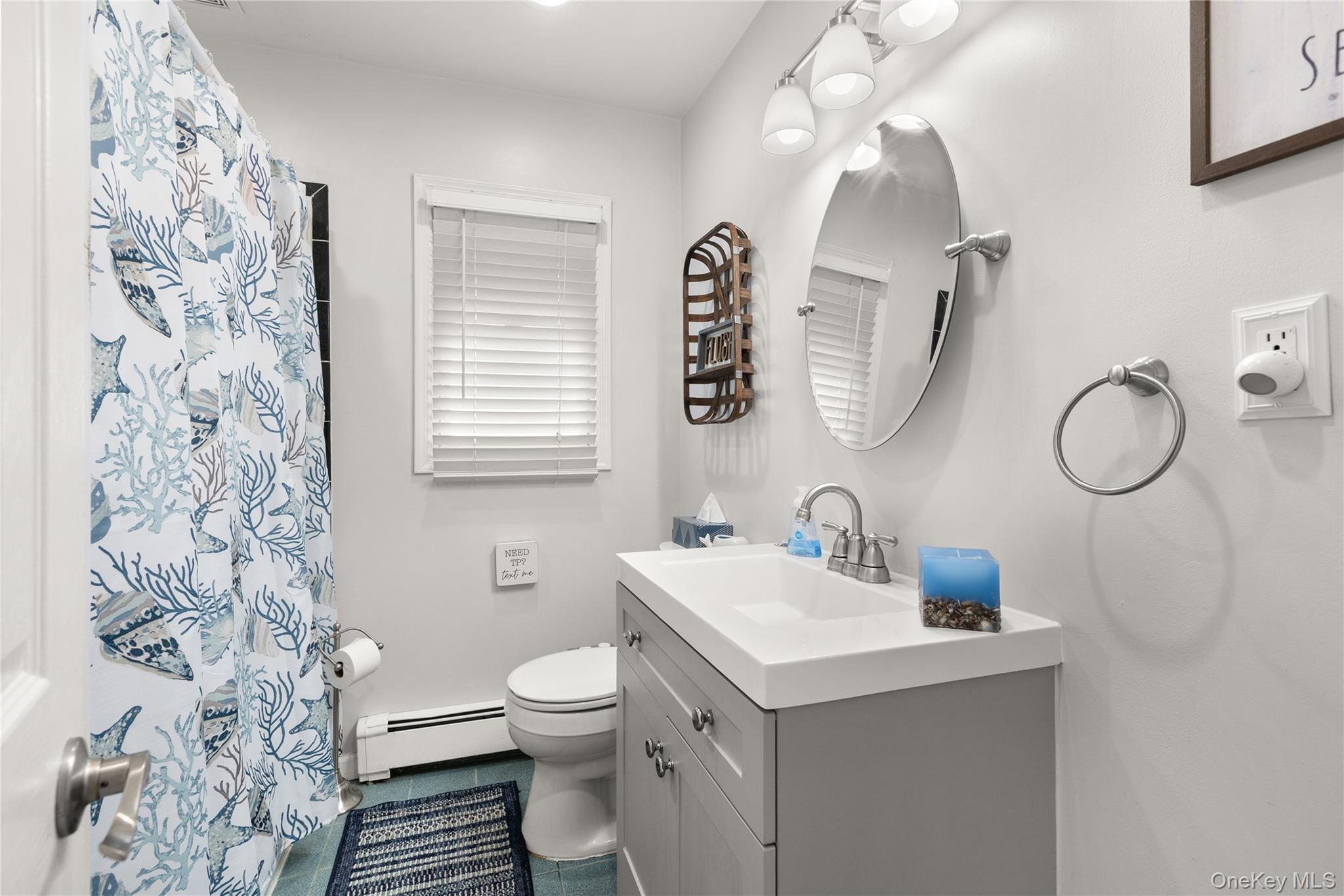 #16 photo, 89 Cotter Street, سوفولك West Islip , NY 11795