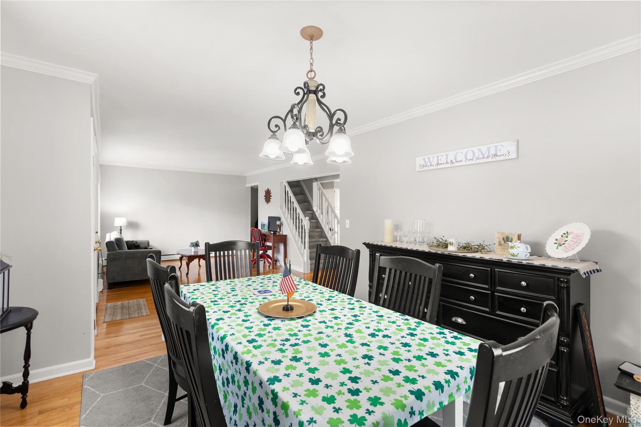 #7 photo, 89 Cotter Street, سوفولك West Islip , NY 11795