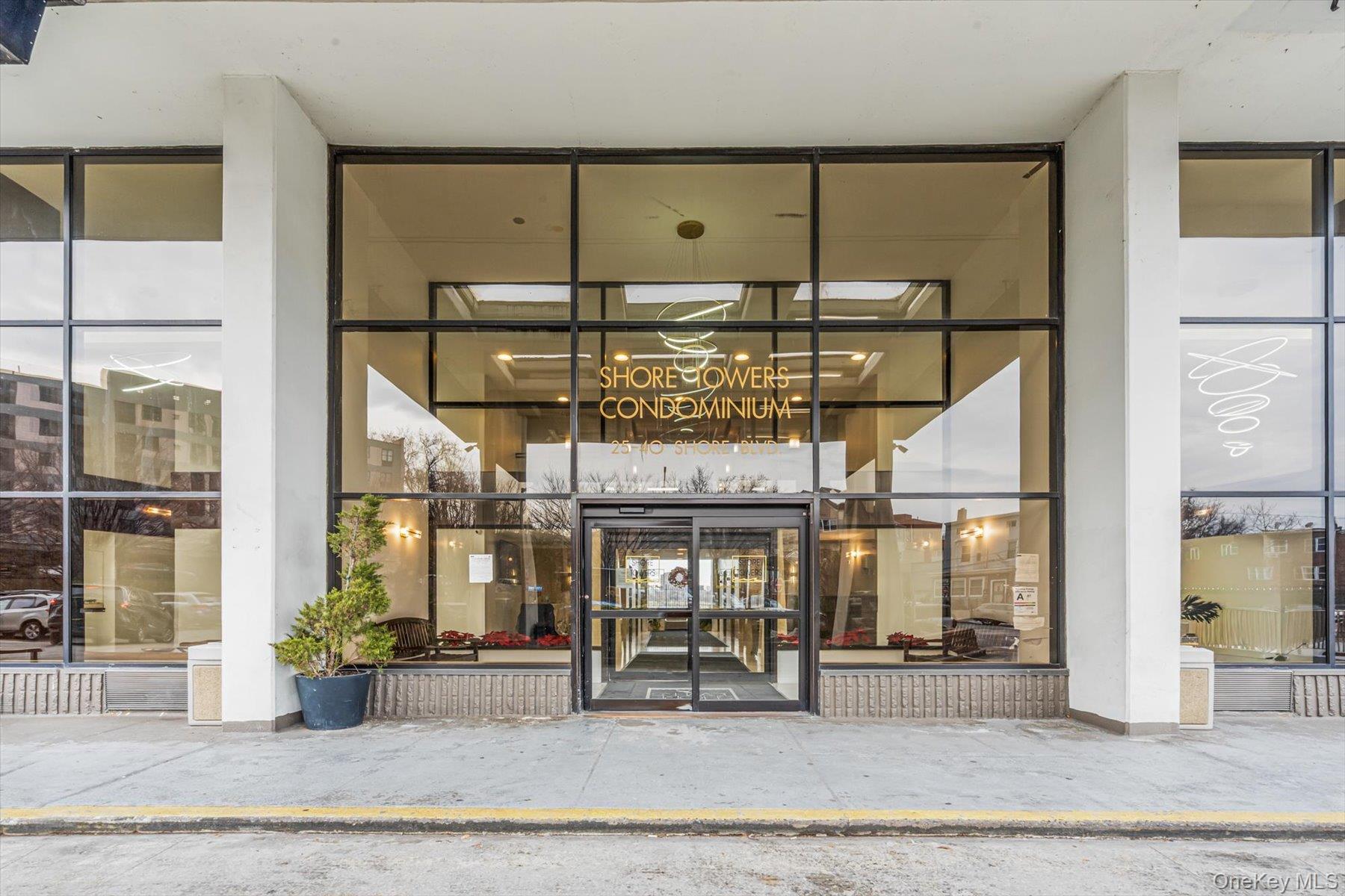 #2 photo, 25-40 Shore Boulevard, كوينز Astoria , NY 11102