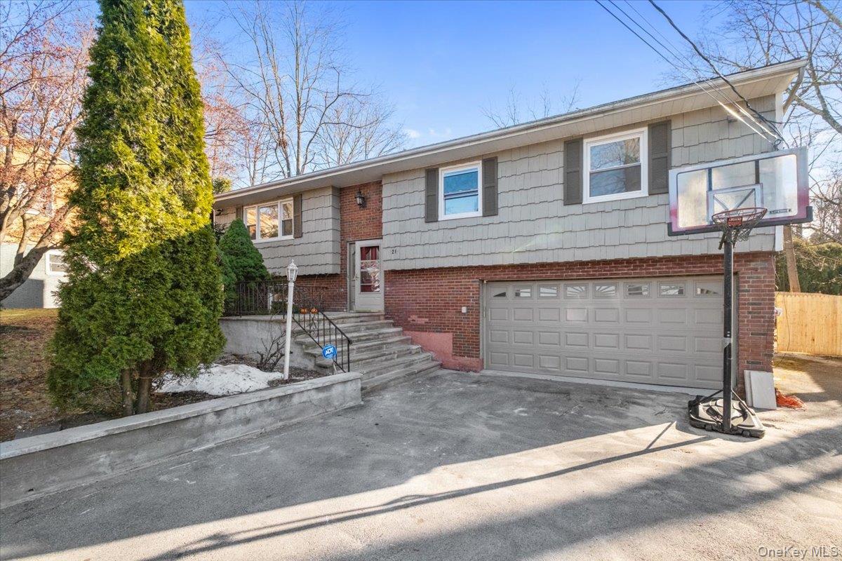 #1 photo, 21 Park Avenue, White Plains , NY 10607