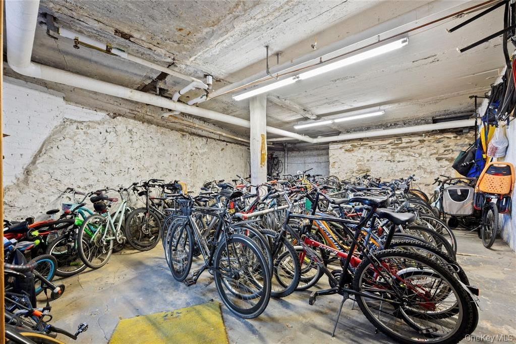 #7 photo, 4410 Cayuga Avenue, 布朗士 Bronx , NY 10471