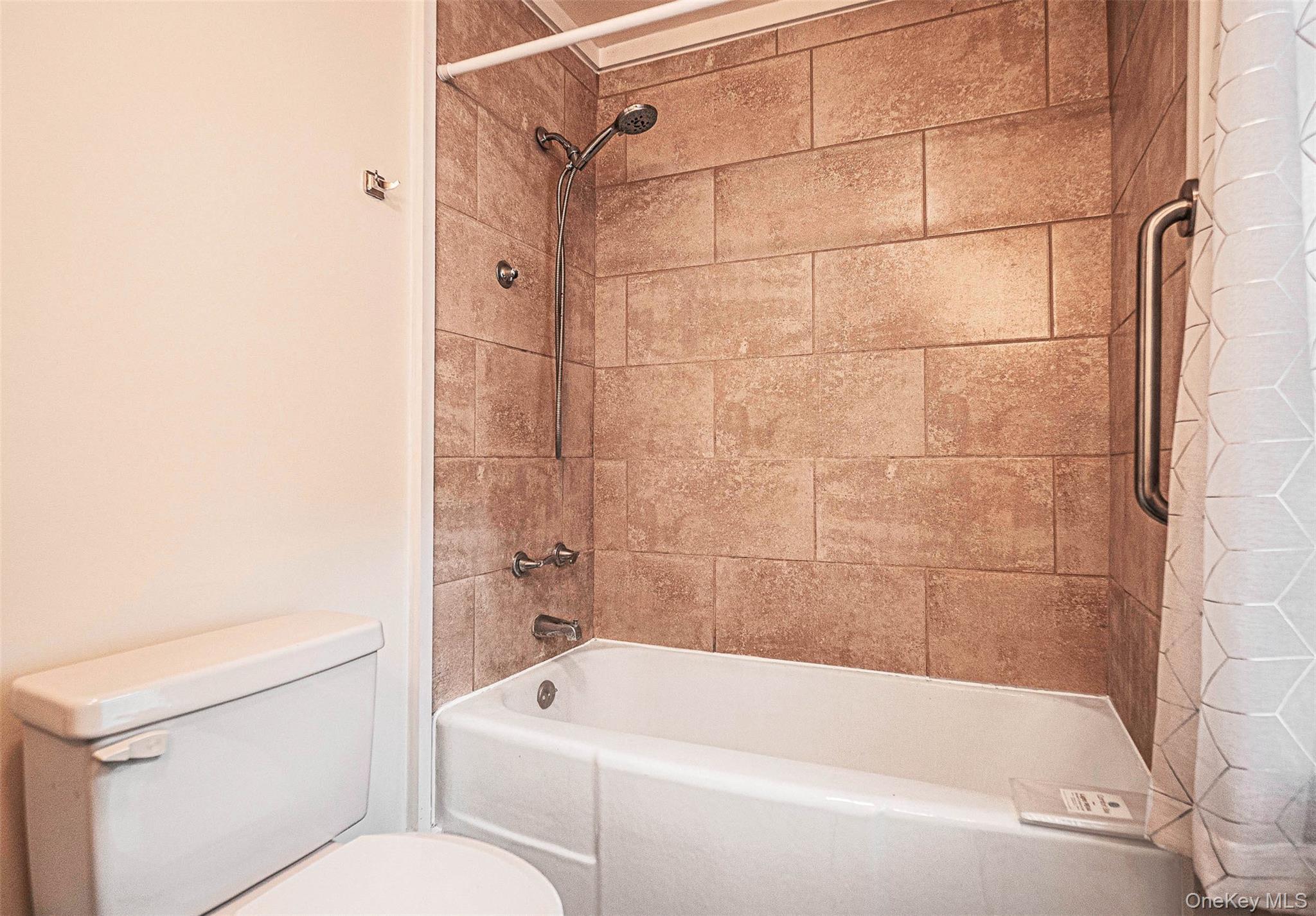 #12 photo, 14 Pulaski Highway, Pine Island , NY 10969