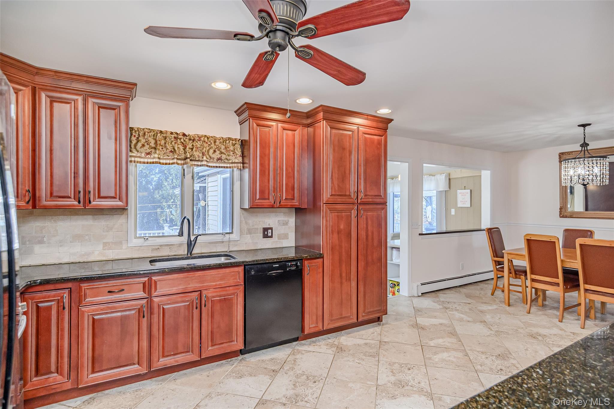 #10 photo, 7 Bittersweet Dr, Danbury, Call Listing Agent , CT 06811