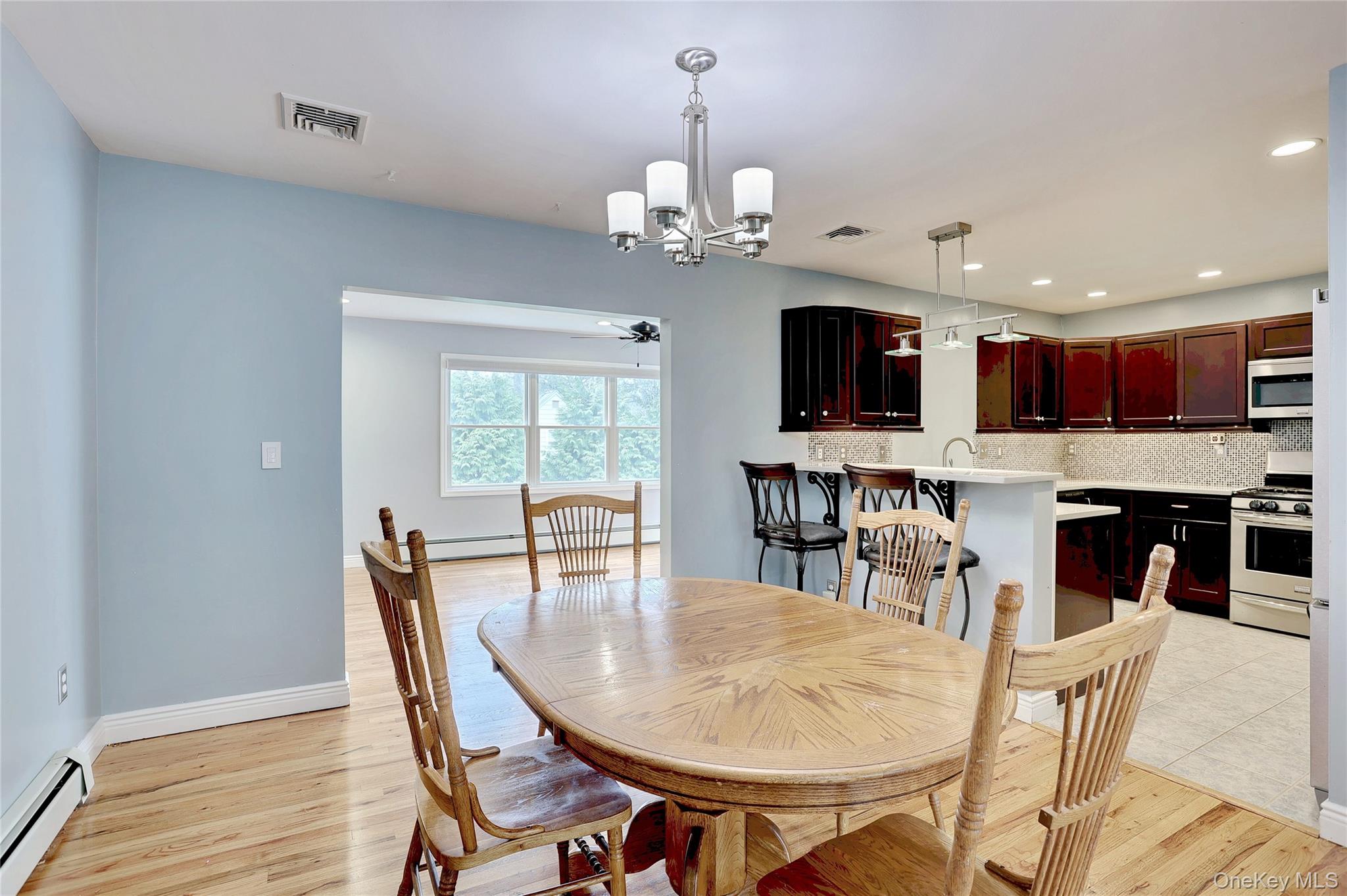 #8 photo, 6 Hemlock Lane, Thiells , NY 10984