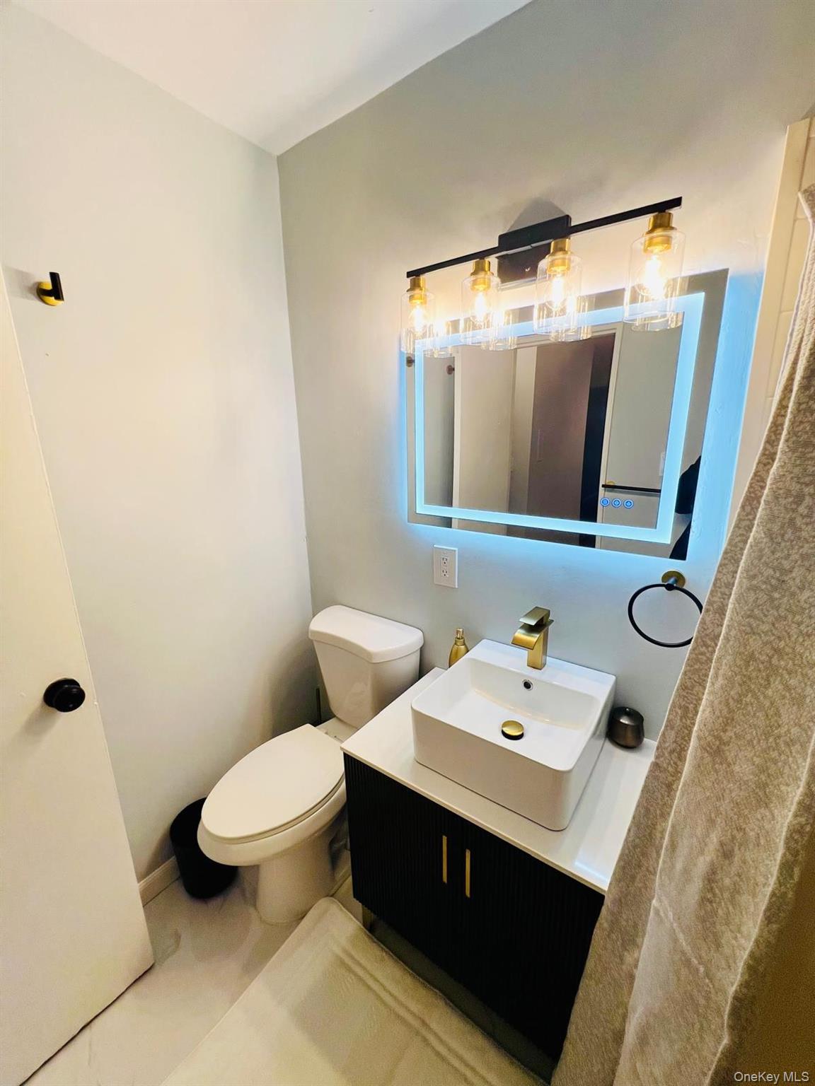 #9 photo, 1332 Metropolitan Avenue, برونكس Bronx , NY 10462