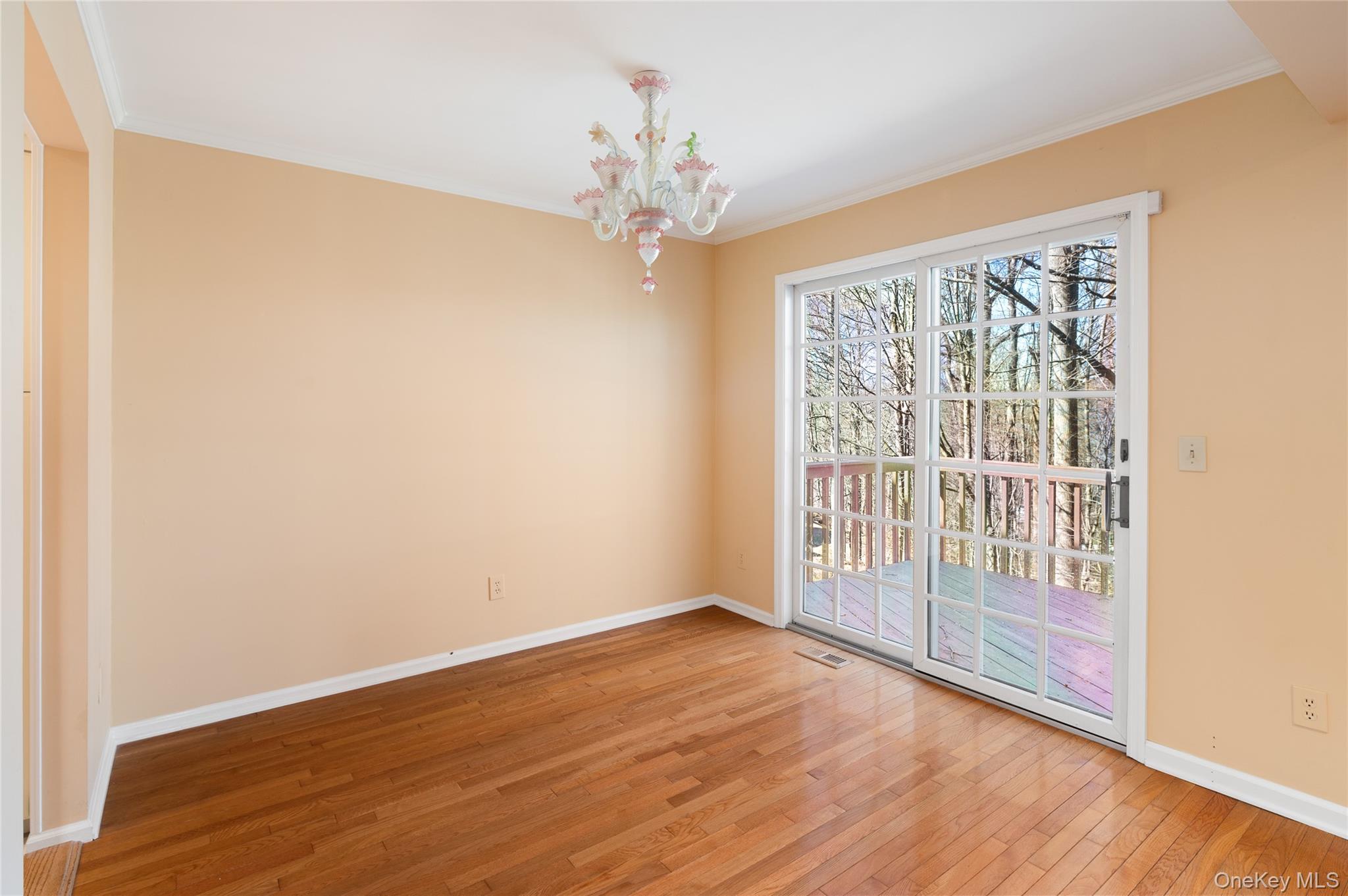 #11 photo, 502 Kensington Way, Mount Kisco , NY 10549