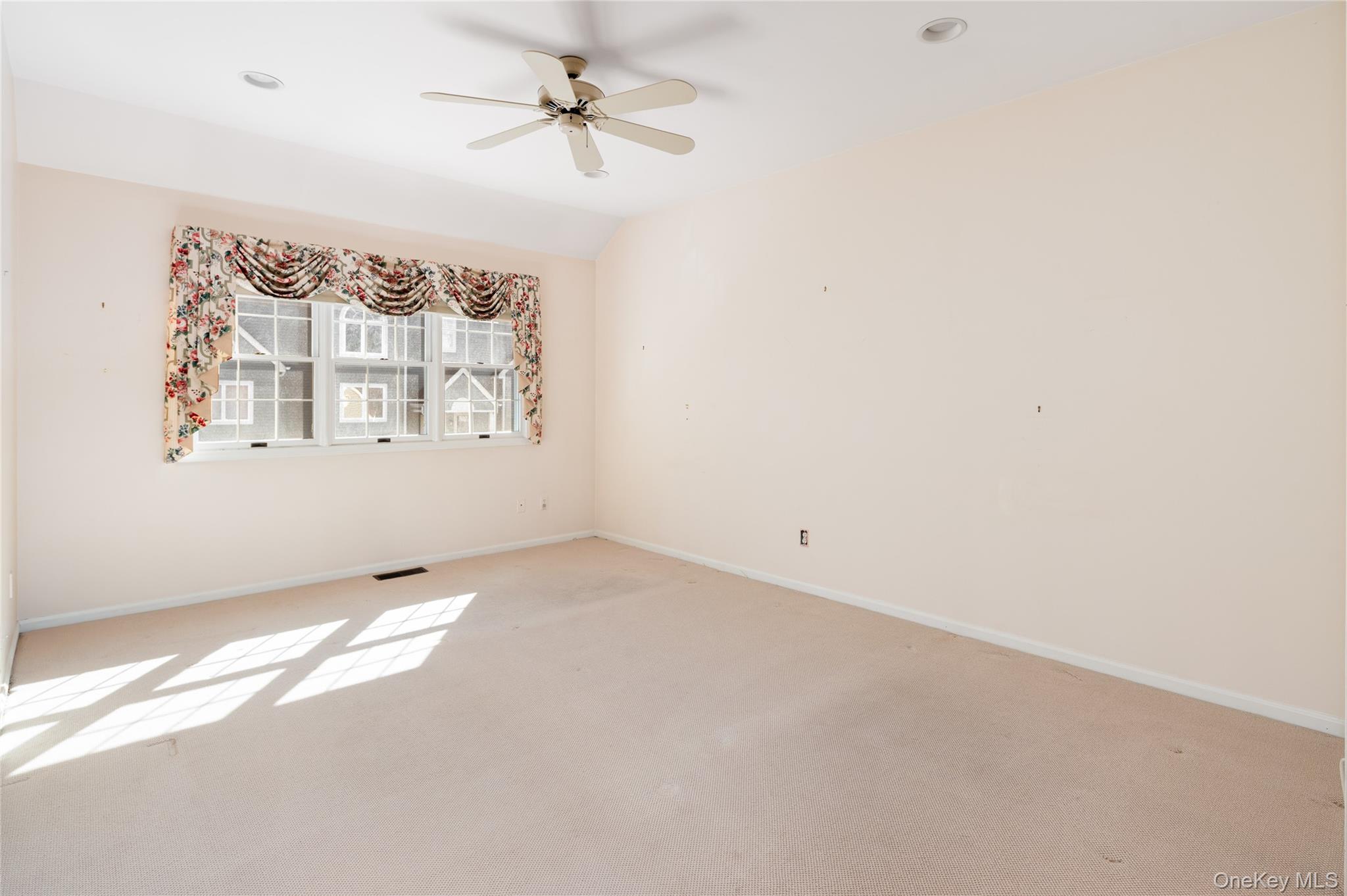 #18 photo, 502 Kensington Way, Mount Kisco , NY 10549