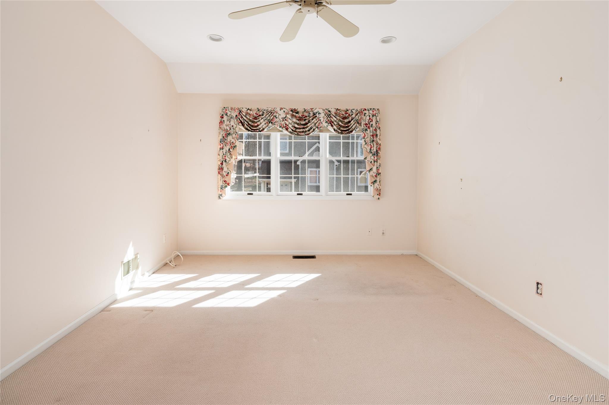 #19 photo, 502 Kensington Way, Mount Kisco , NY 10549