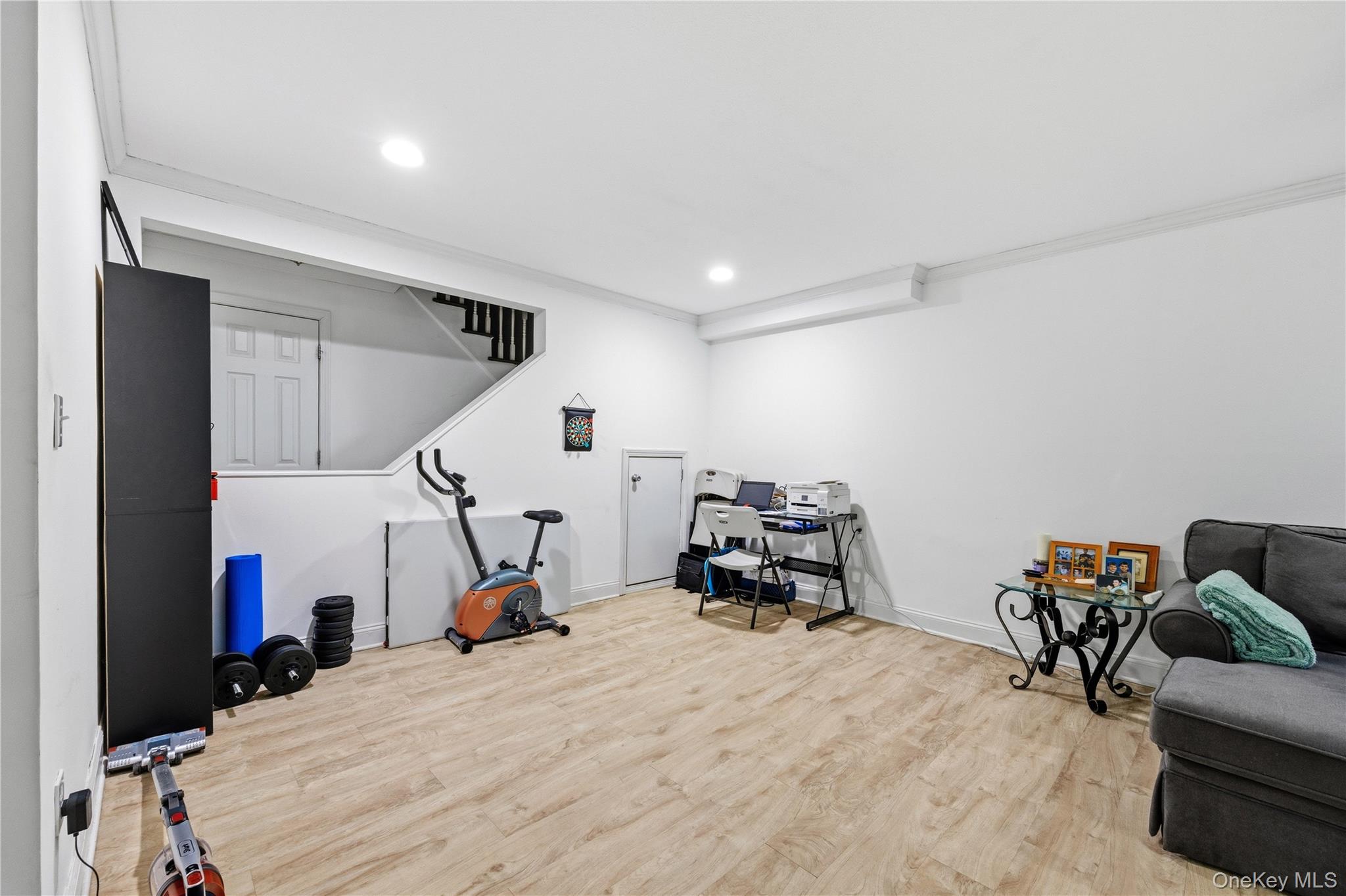 #8 photo, 1005 Colony Drive, Hartsdale , NY 10530