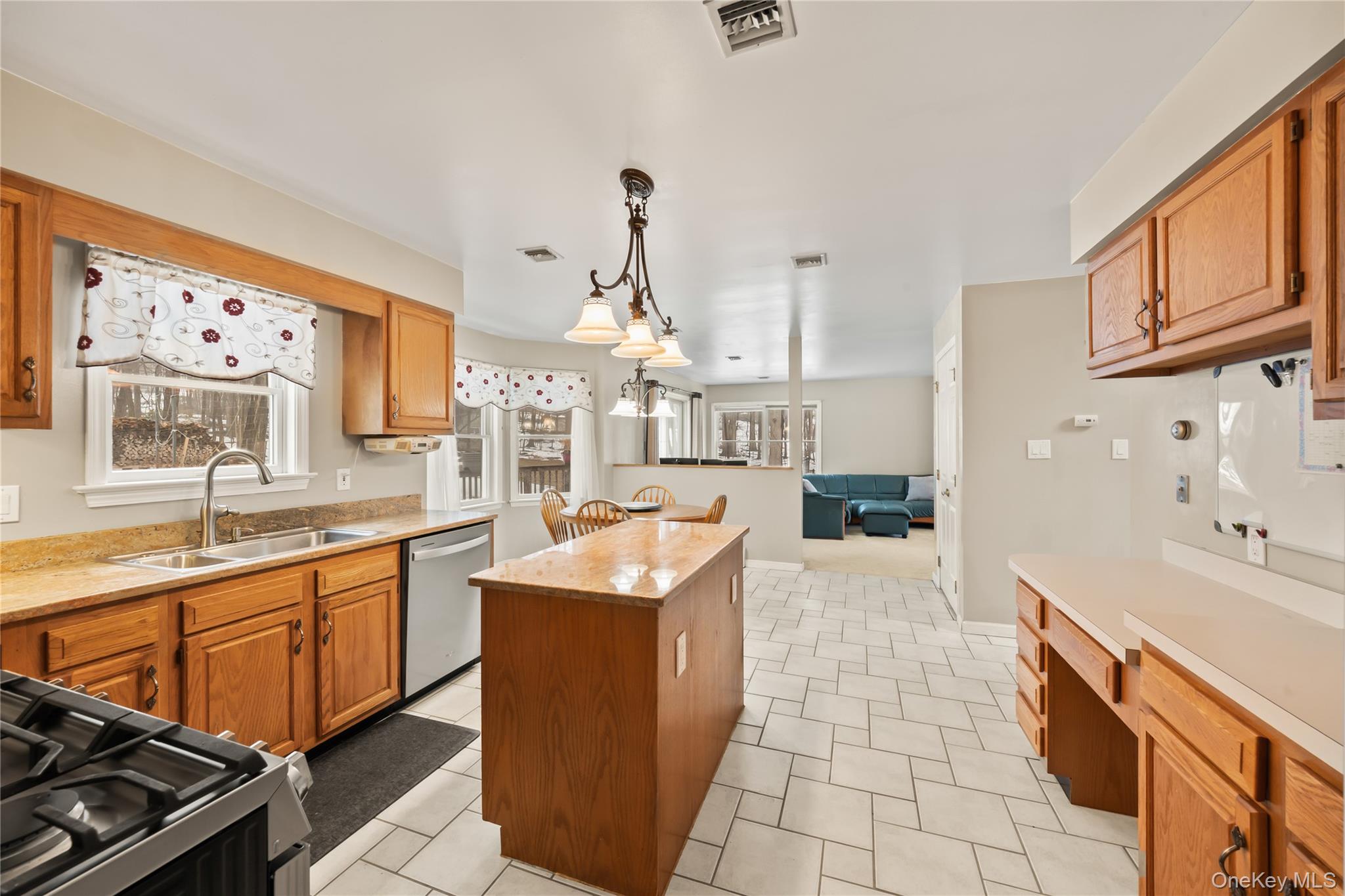 #12 photo, 11 Doolin Road, 紐約州 New City , NY 10956