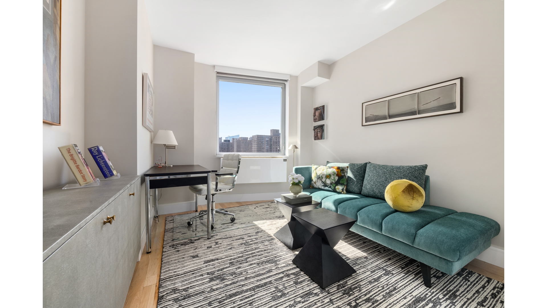 #8 photo, 212 W 72ND Street, Lincoln Square , NY 10023