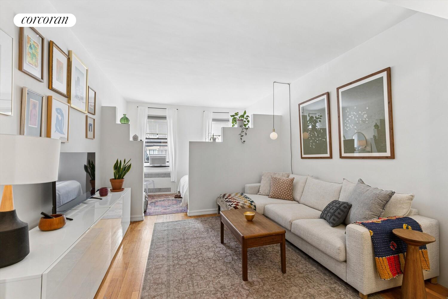 #4 photo, 70 CLARK Street, Brooklyn Heights , NY 11201