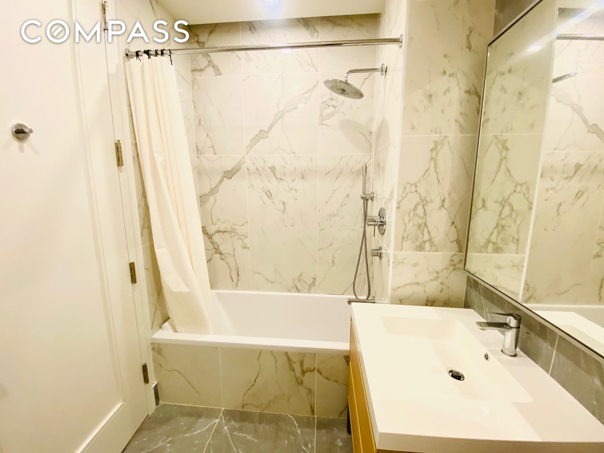 #6 photo, 45-30 Pearson Street, Long Island City , NY 11101