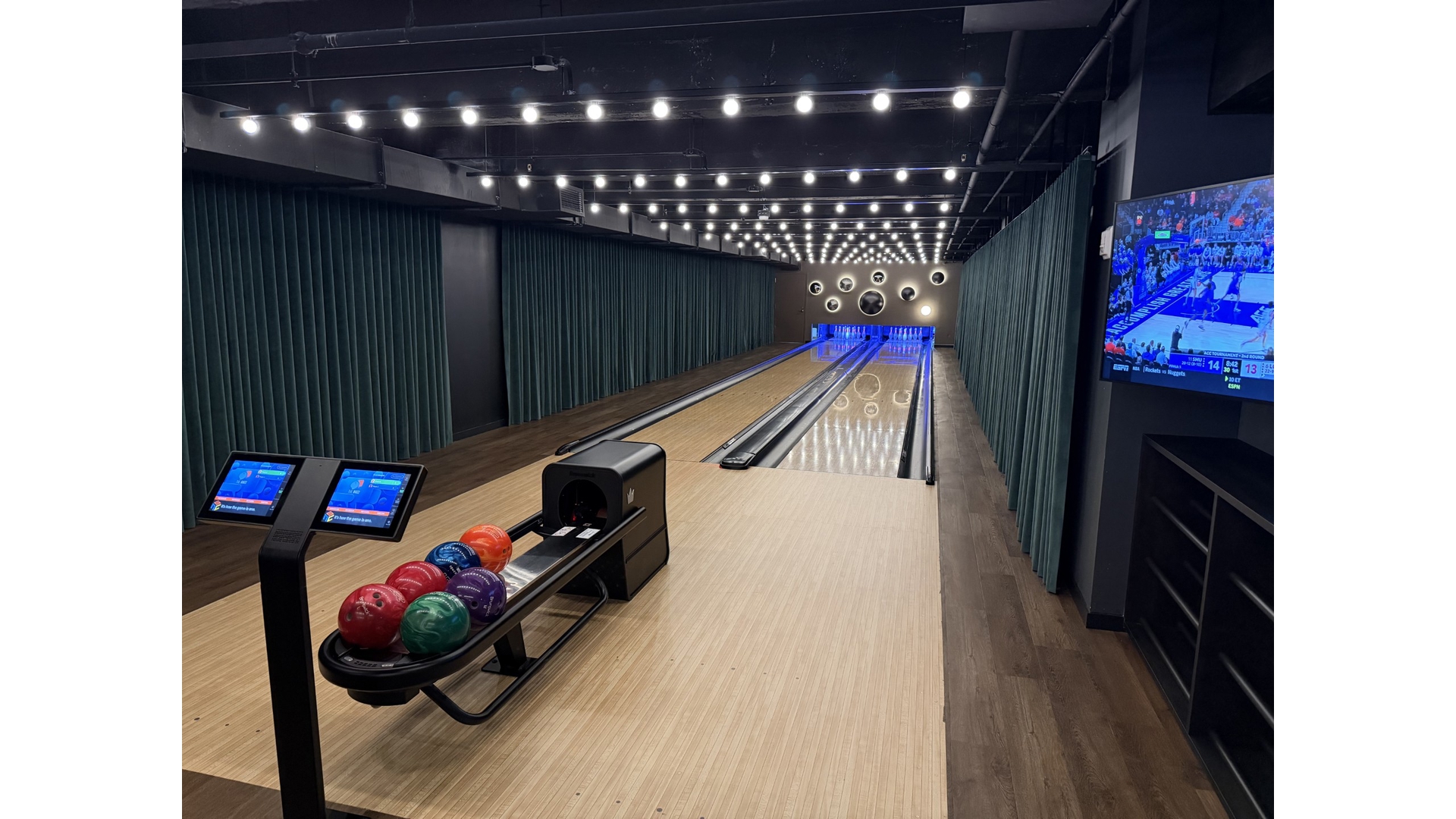 #17 photo, 25 WATER Street, Financial District , NY 10004