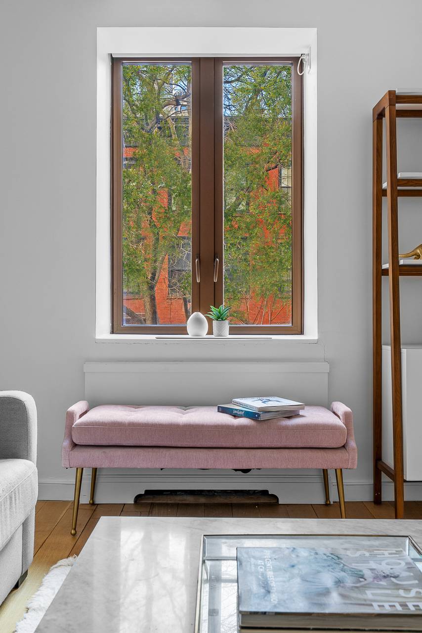 #9 photo, 225 E 19th Street, Gramercy Park , NY 10003