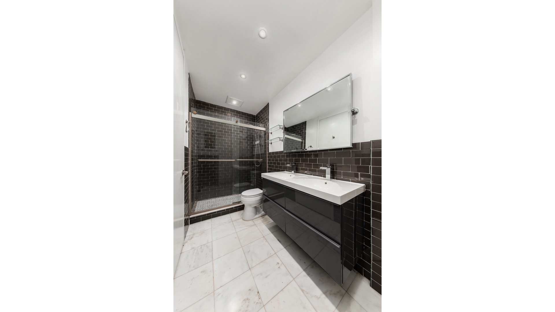 #7 photo, 393 W 49TH Street, 曼哈顿 Hell's Kitchen , NY 10019