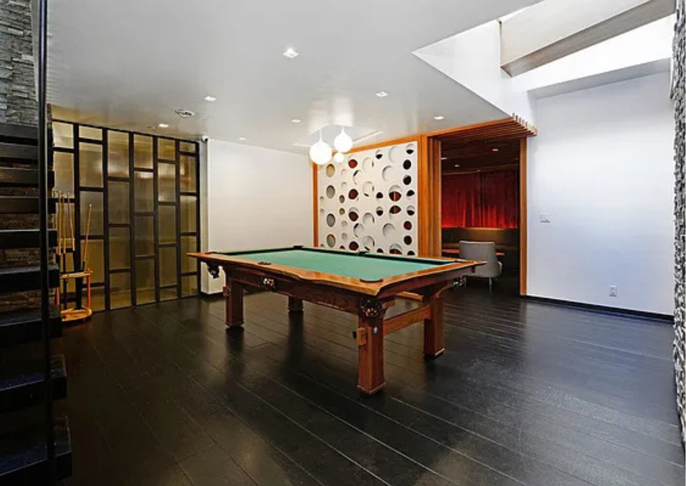 #14 photo, 99 JOHN Street, South Street Seaport , NY 10038