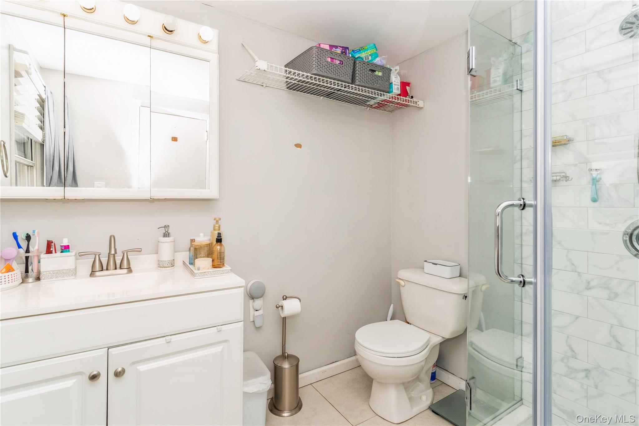 #15 photo, 20 Peacock Lane, ناسو Levittown , NY 11756