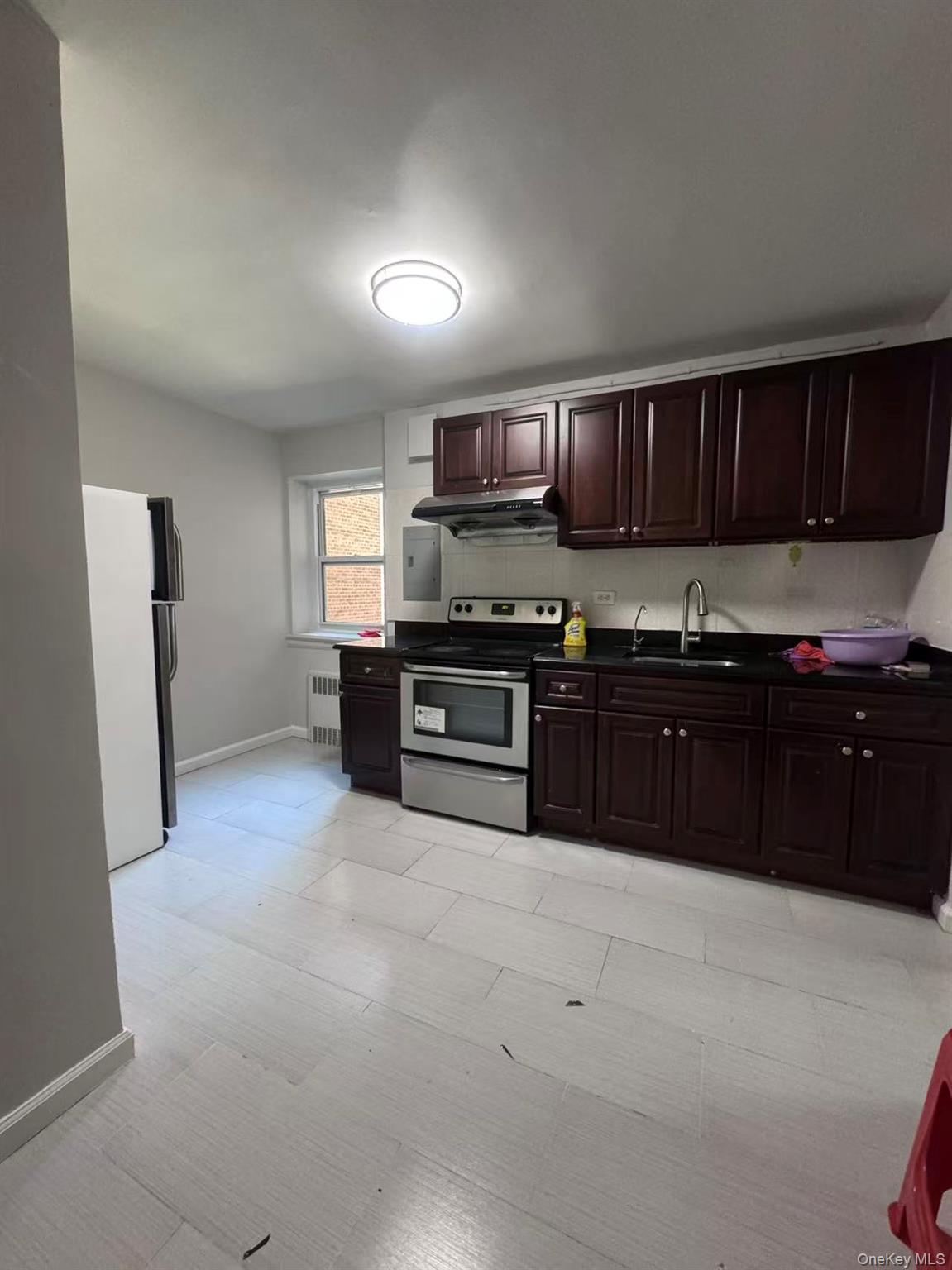 #7 photo, 4459 Kissena Boulevard, Flushing , NY 11355