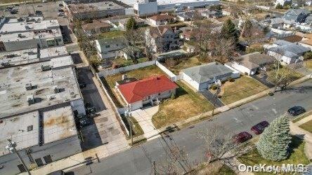 #13 photo, 916 N Clinton Avenue, Lindenhurst , NY 11757