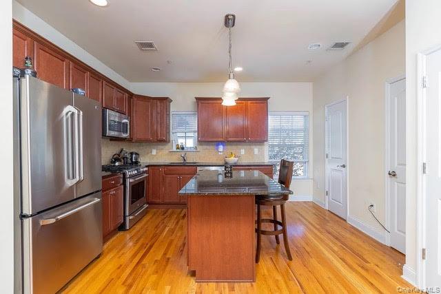 #10 photo, 31 Barley Lane, سوفولك Patchogue , NY 11772