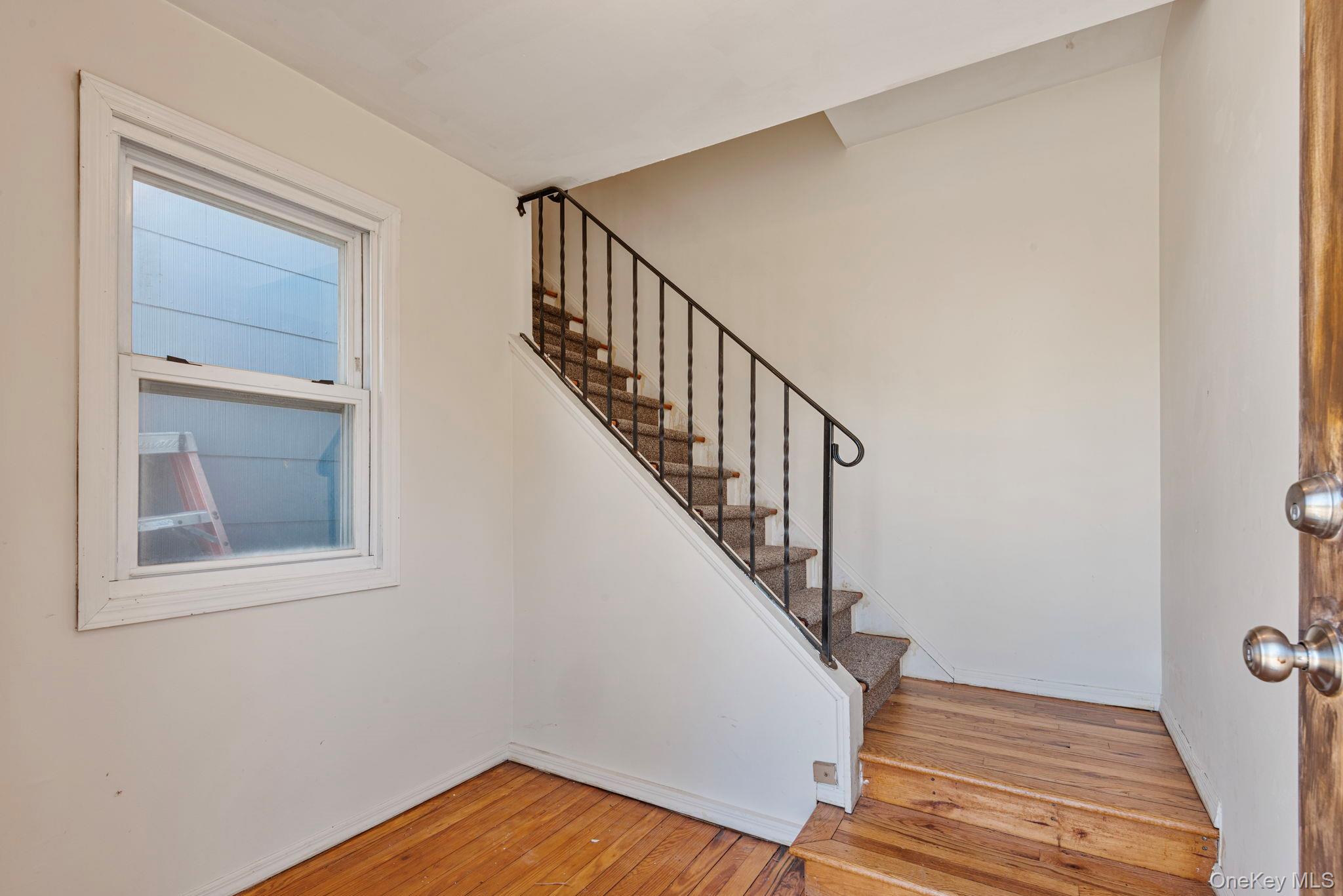 #11 photo, 500 5th Avenue, Саффолк ‖ East Northport , NY 11731