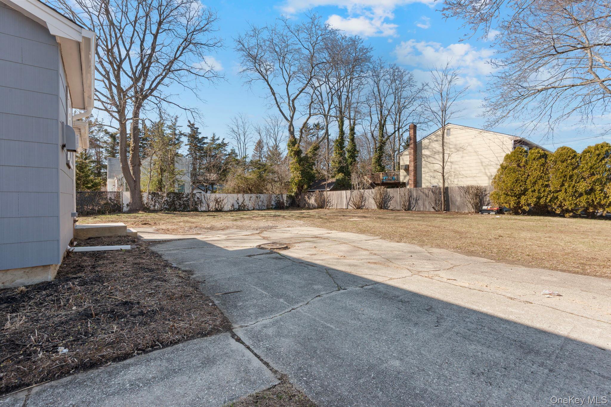 #5 photo, 500 5th Avenue, Саффолк ‖ East Northport , NY 11731