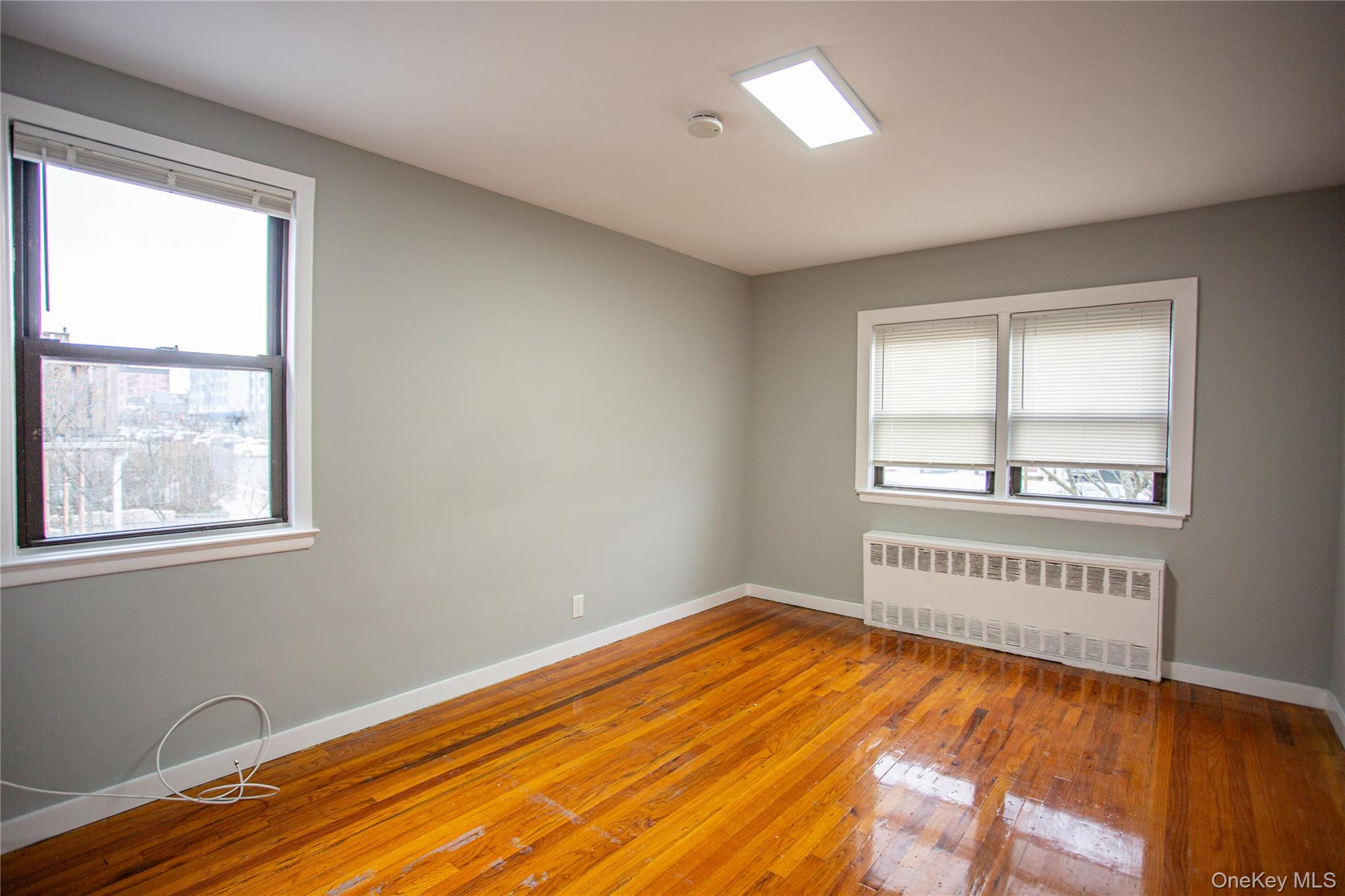 #13 photo, 470 E Broadway, ناسو Long Beach , NY 11561