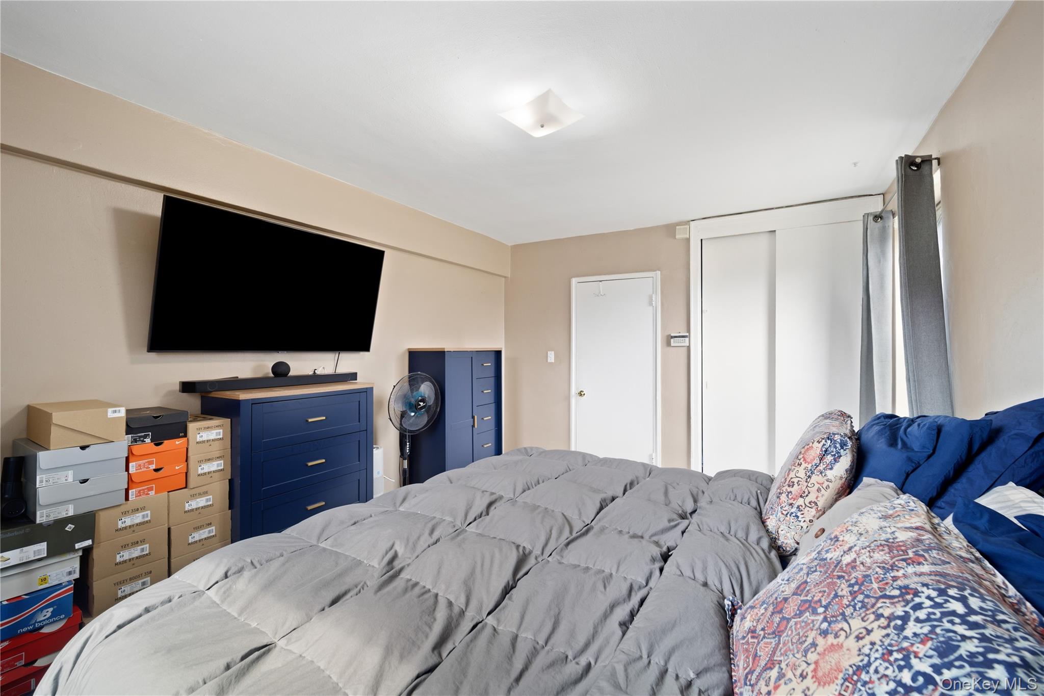 #4 photo, 73-11 Bell Boulevard, Oakland Gardens , NY 11364