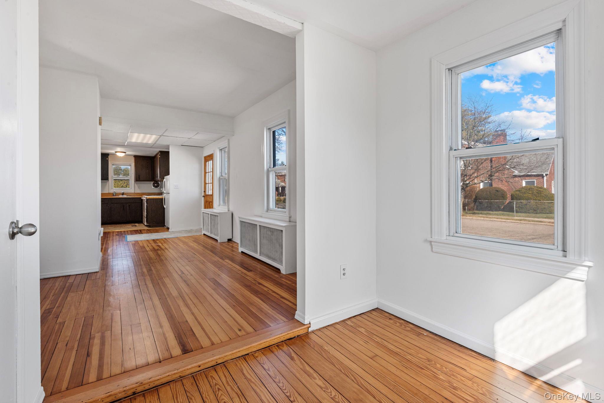 #17 photo, 500 5th Avenue, Саффолк ‖ East Northport , NY 11731