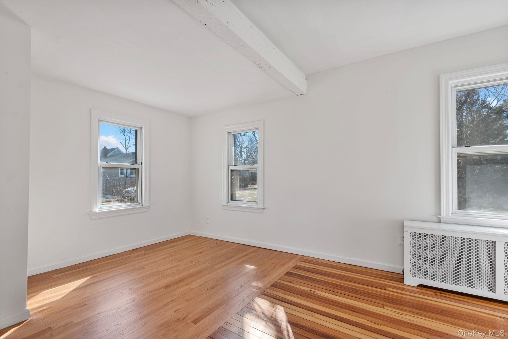 #20 photo, 500 5th Avenue, Саффолк ‖ East Northport , NY 11731