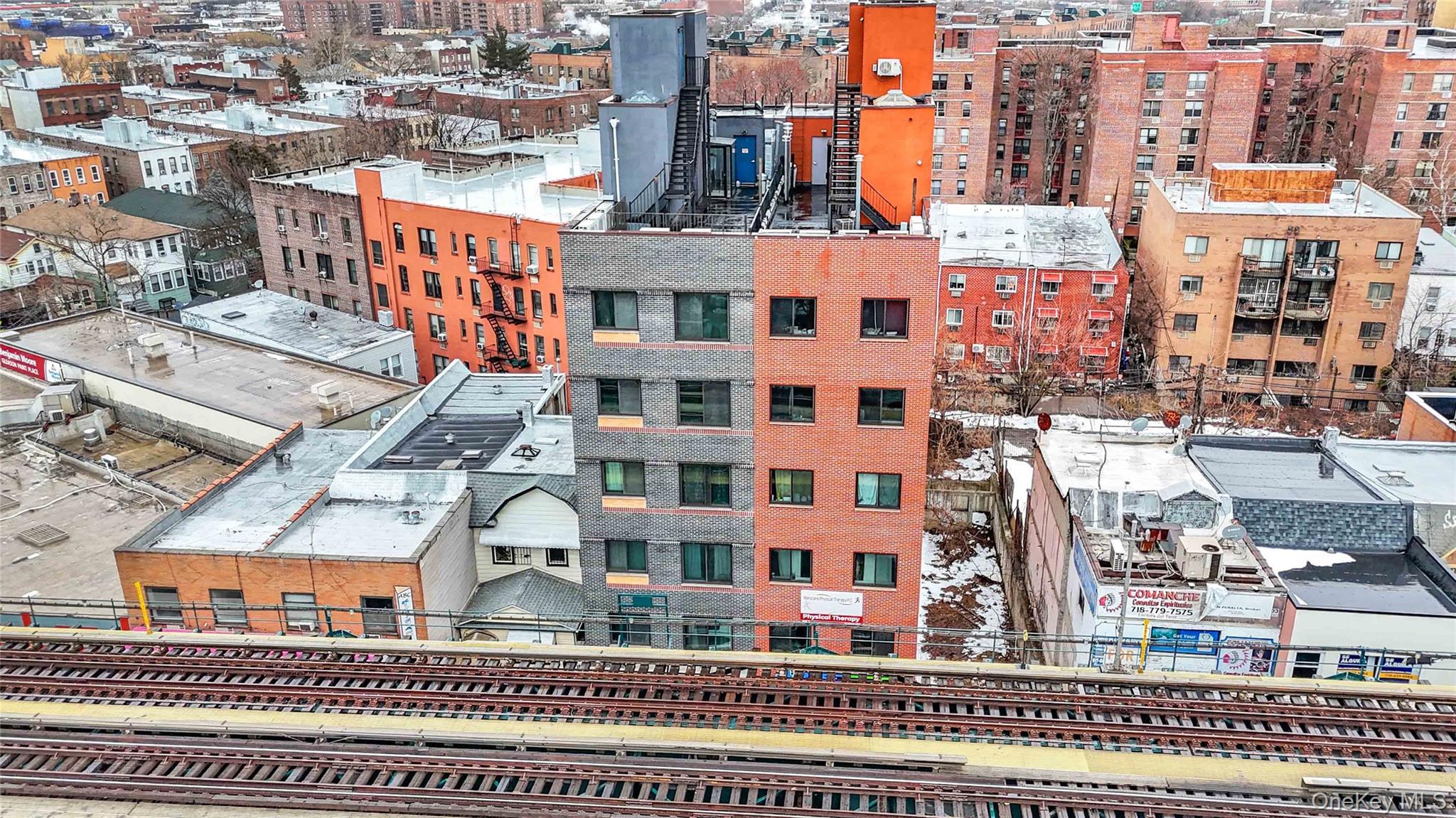 #2 photo, 65-27 Roosevelt Ave, 皇后區 Woodside , NY 11377