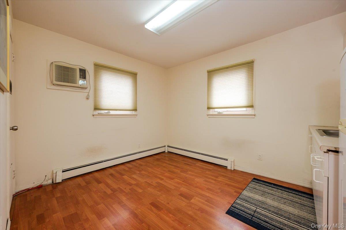 #15 photo, 930 Sunrise Highway, North Babylon , NY 11704