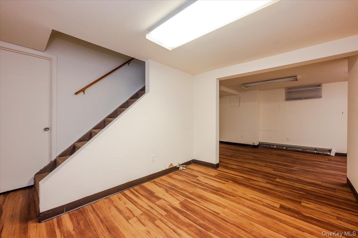 #20 photo, 930 Sunrise Highway, North Babylon , NY 11704