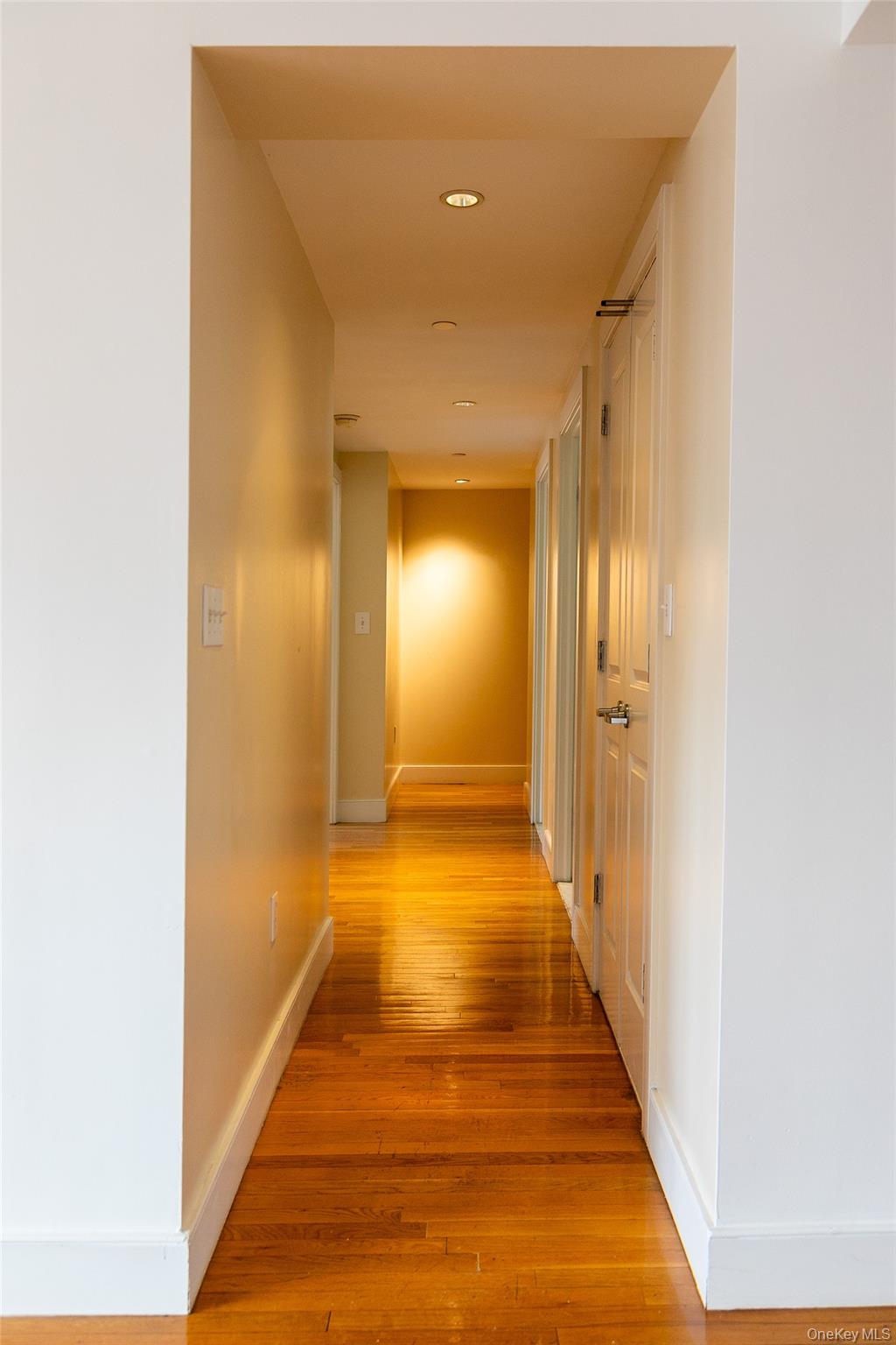 #6 photo, 362 Saint Nicholas Avenue, New York (Manhattan) , NY 10027