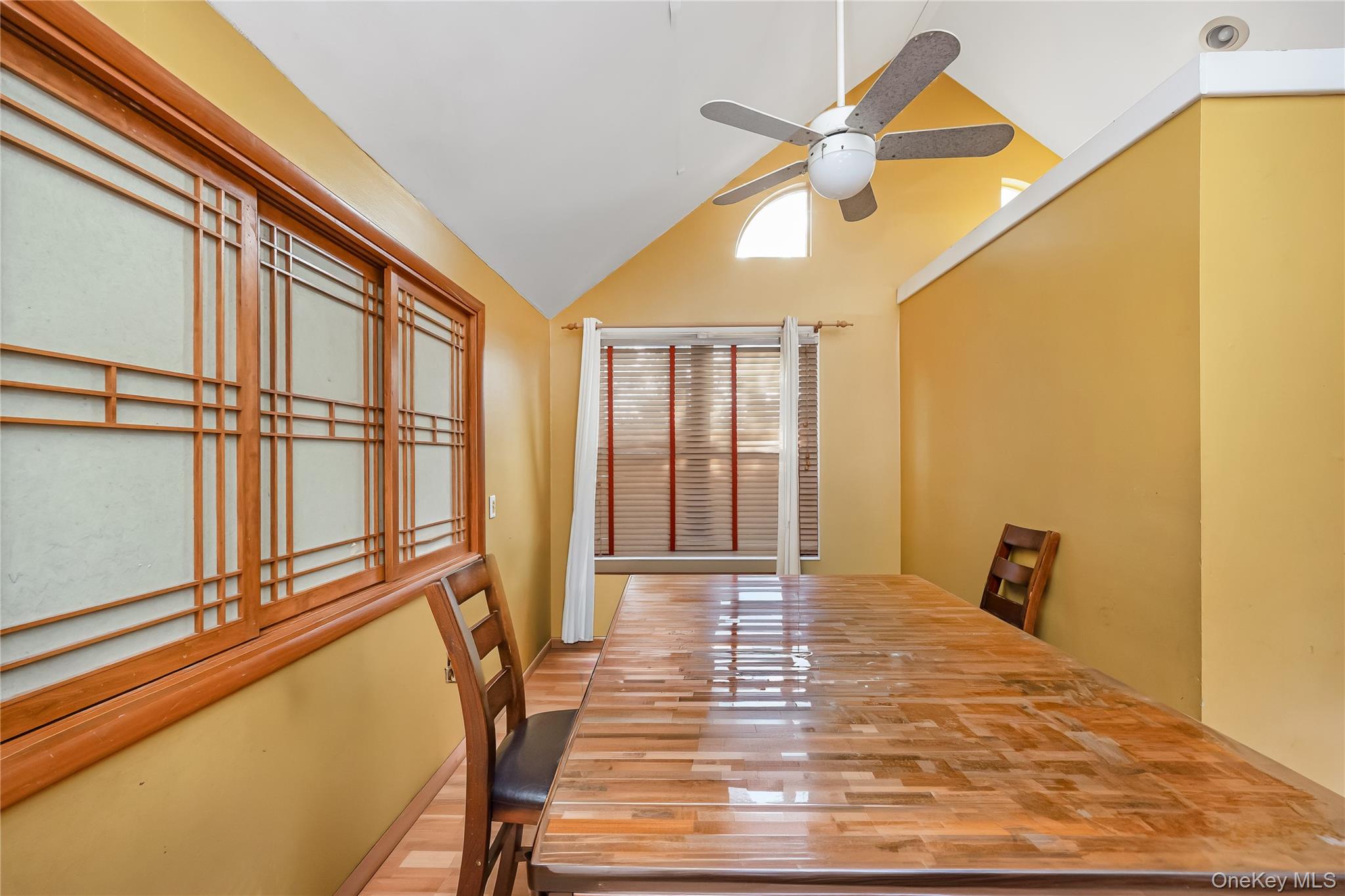 #9 photo, 8 Alexander Avenue, Farmingdale , NY 11735