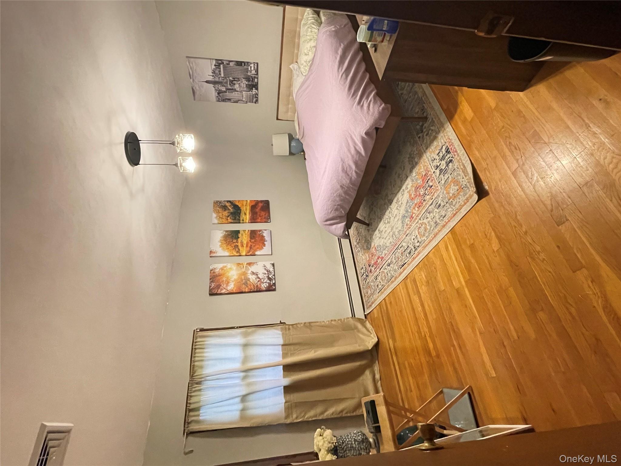 #4 photo, 8 Albie Drive, Hyde Park , NY 12538