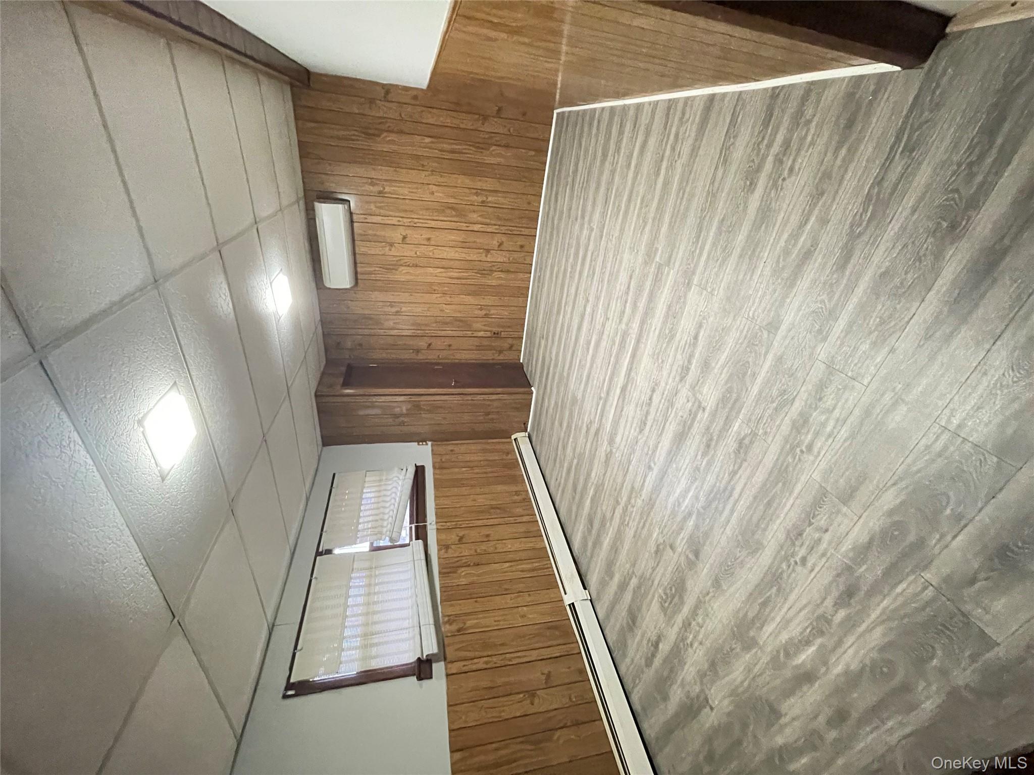 #7 photo, 8 Albie Drive, Hyde Park , NY 12538